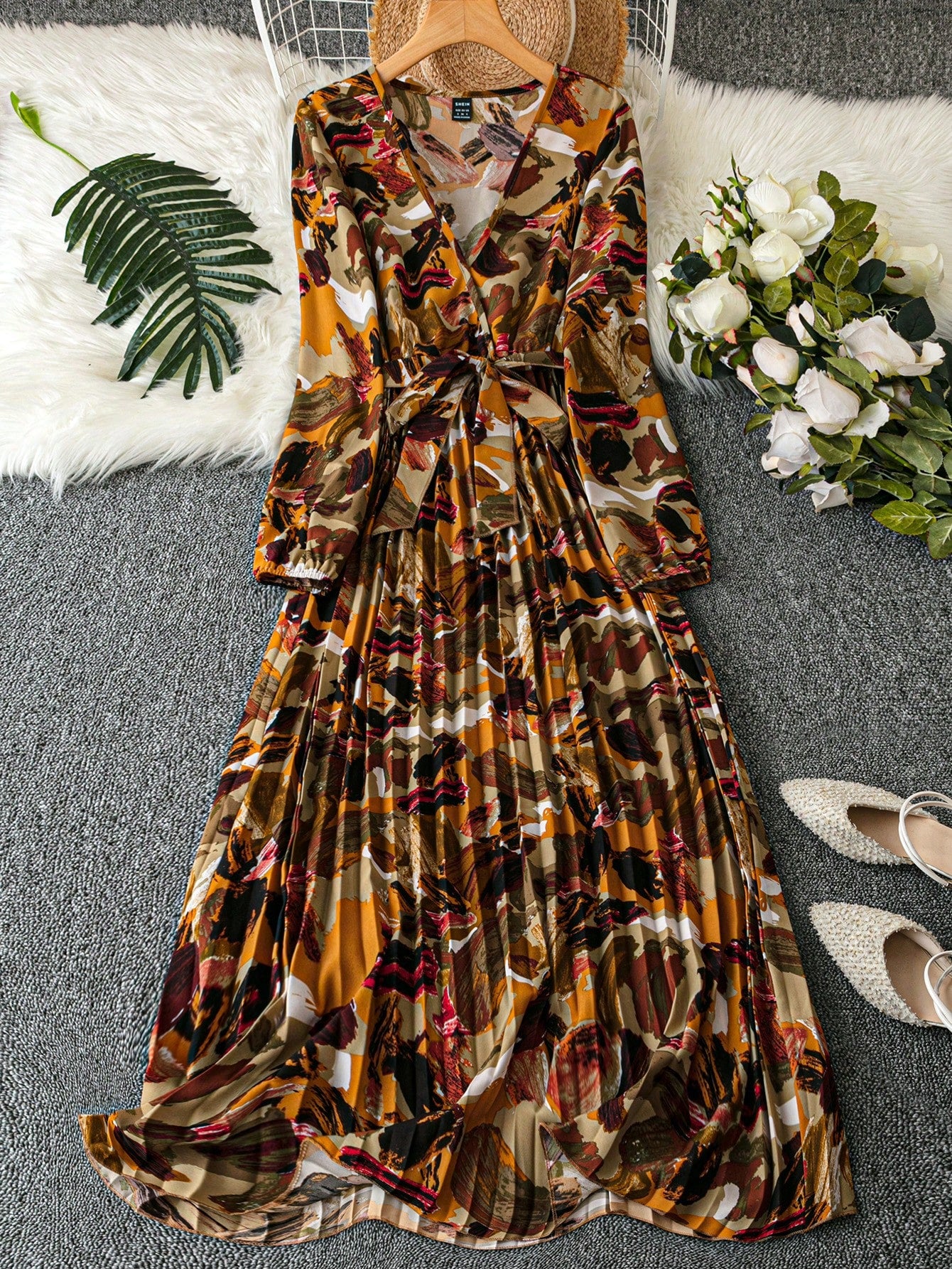 Franclia 1pc Women's Elegant Floral Ruched V-Neck Wrap Dress With Belt And Long Sleeves Maxi Women Outfit Fall Cloth For Women