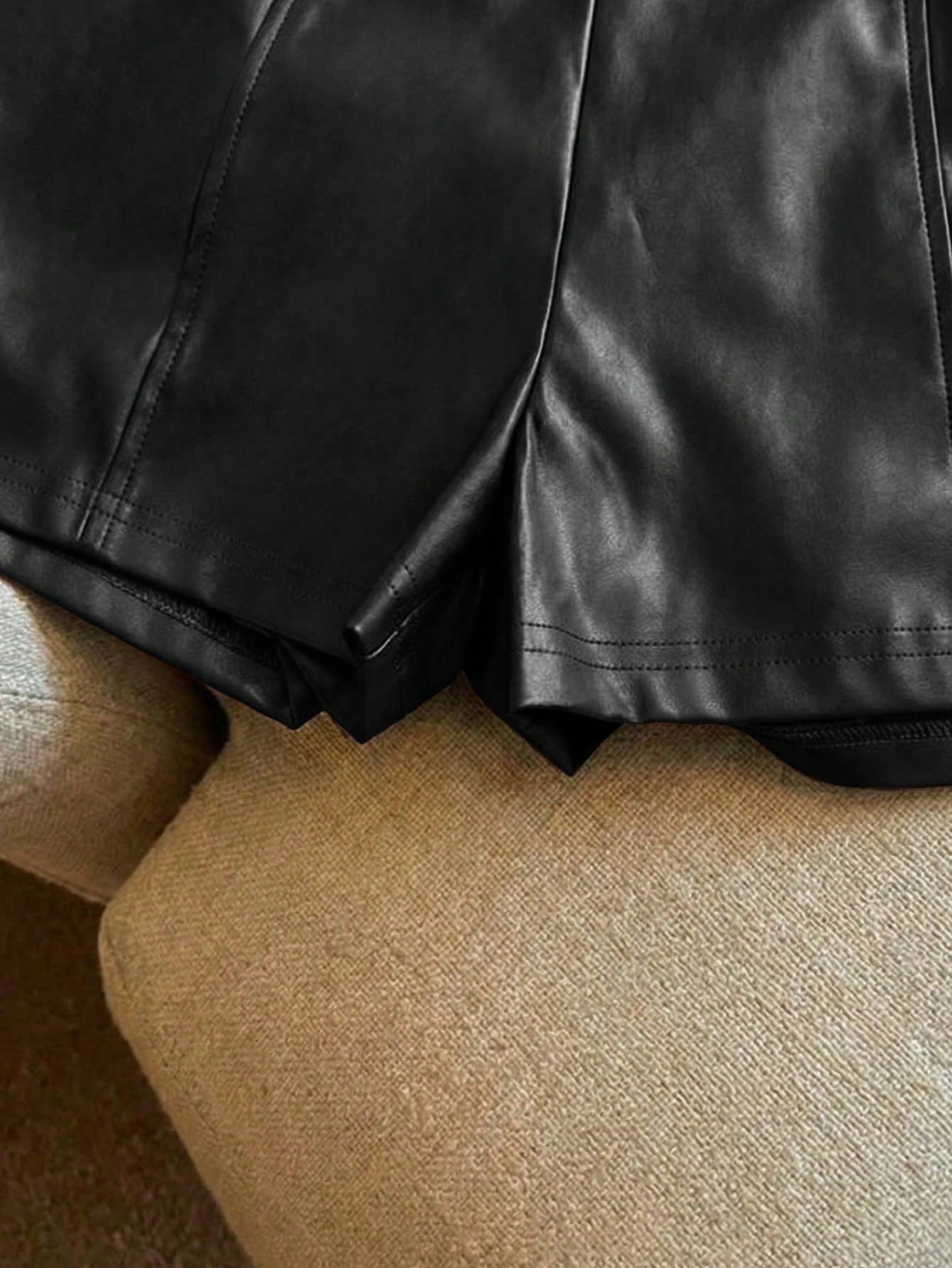 Franclia Fashionable Refined PU Leather Cinched Waist Women Shorts