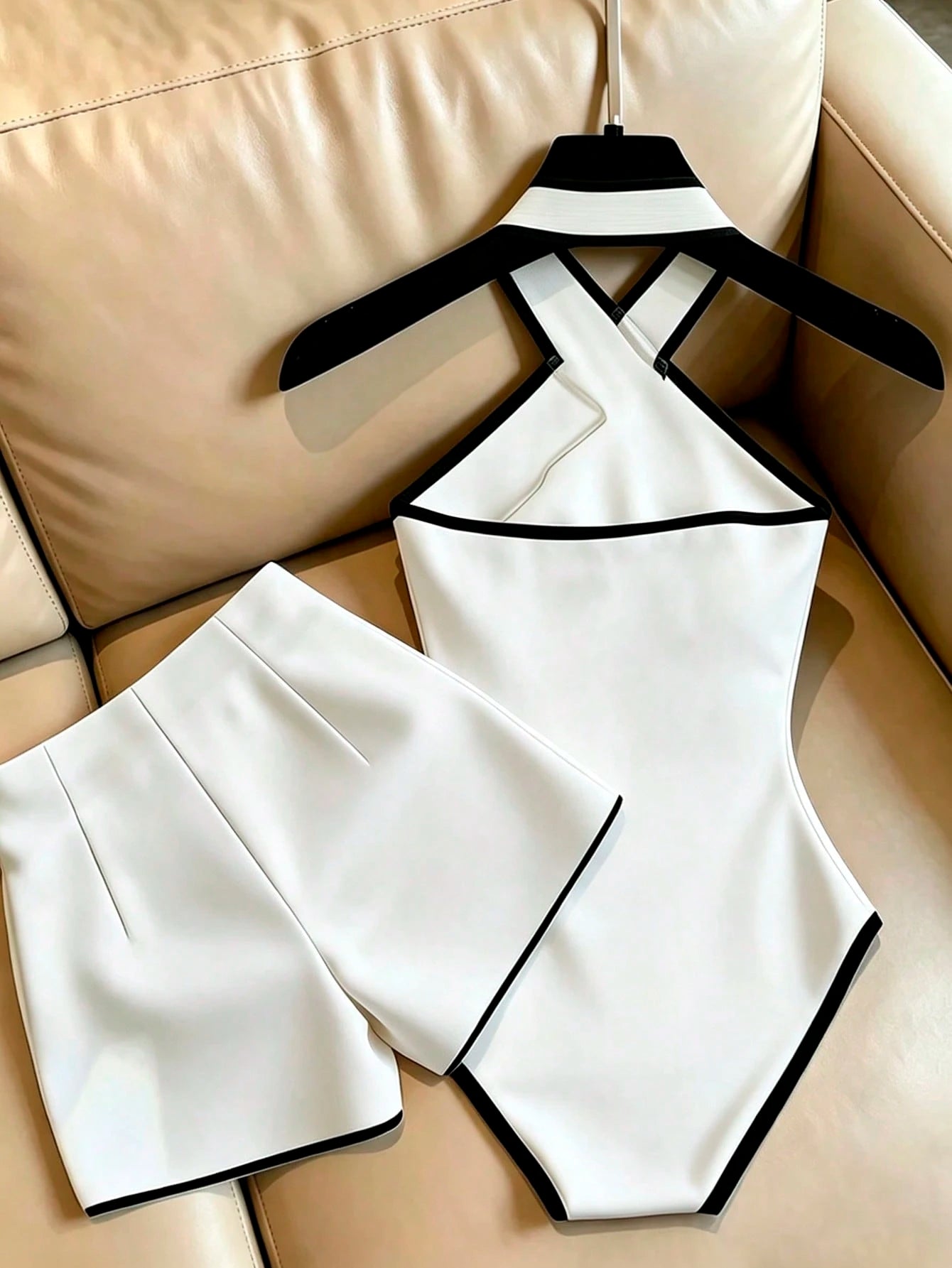 Franclia Women's Contrast Trim Halter Jumpsuit And Shorts Casual Daily Set