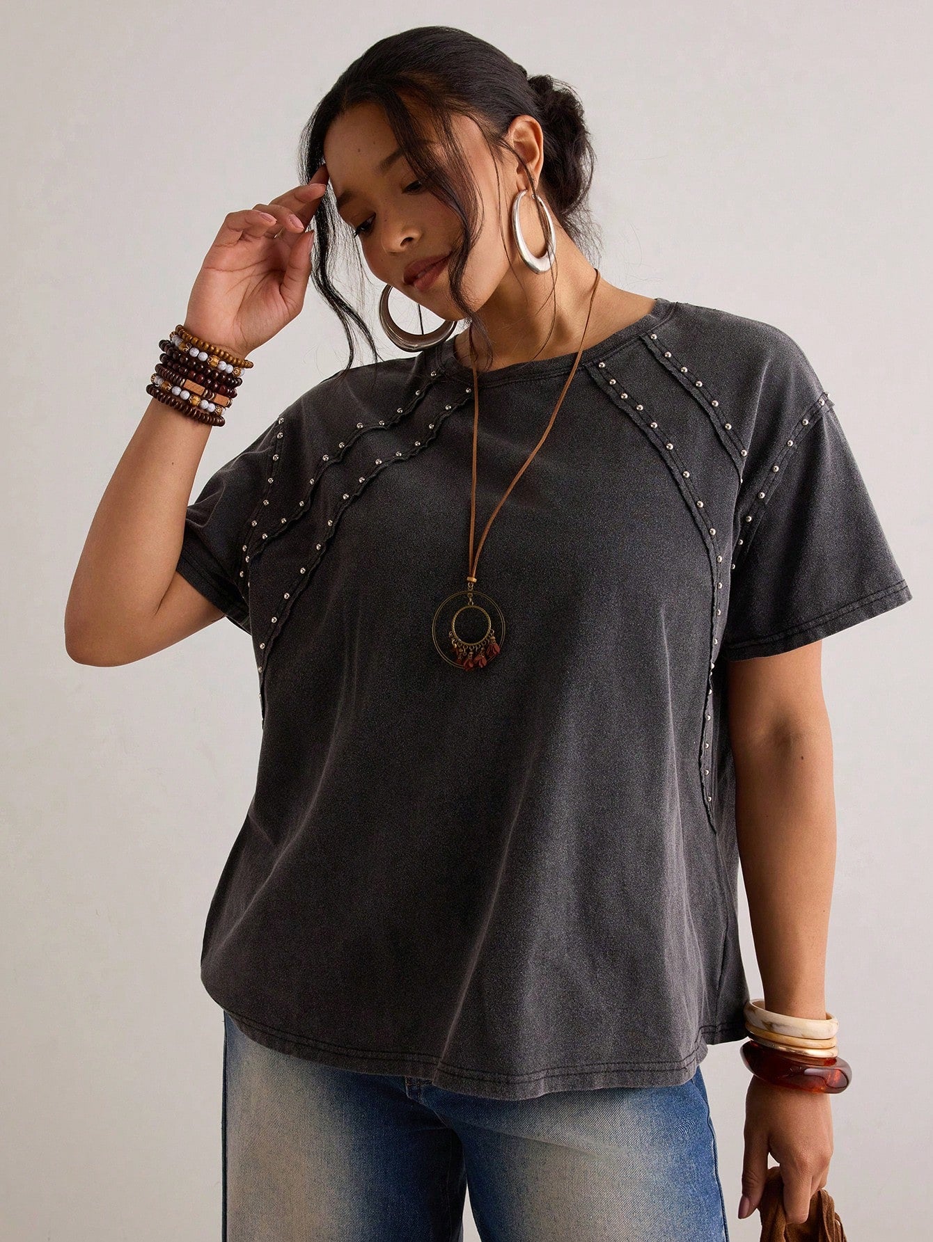 Freevana Plus Size Women's Beaded Round Neck Short Sleeve Casual T-Shirt Date Night Black Summer