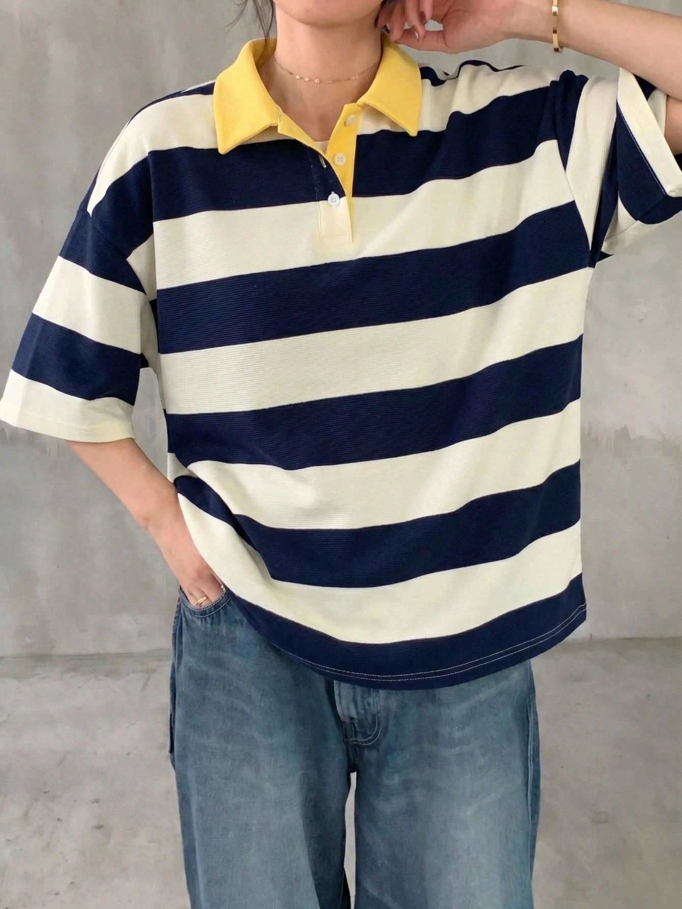 FRIFUL Women's Loose Striped T-Shirt With Polo Collar And Mid-Sleeves, Casual Summer Wear Graphic Tee