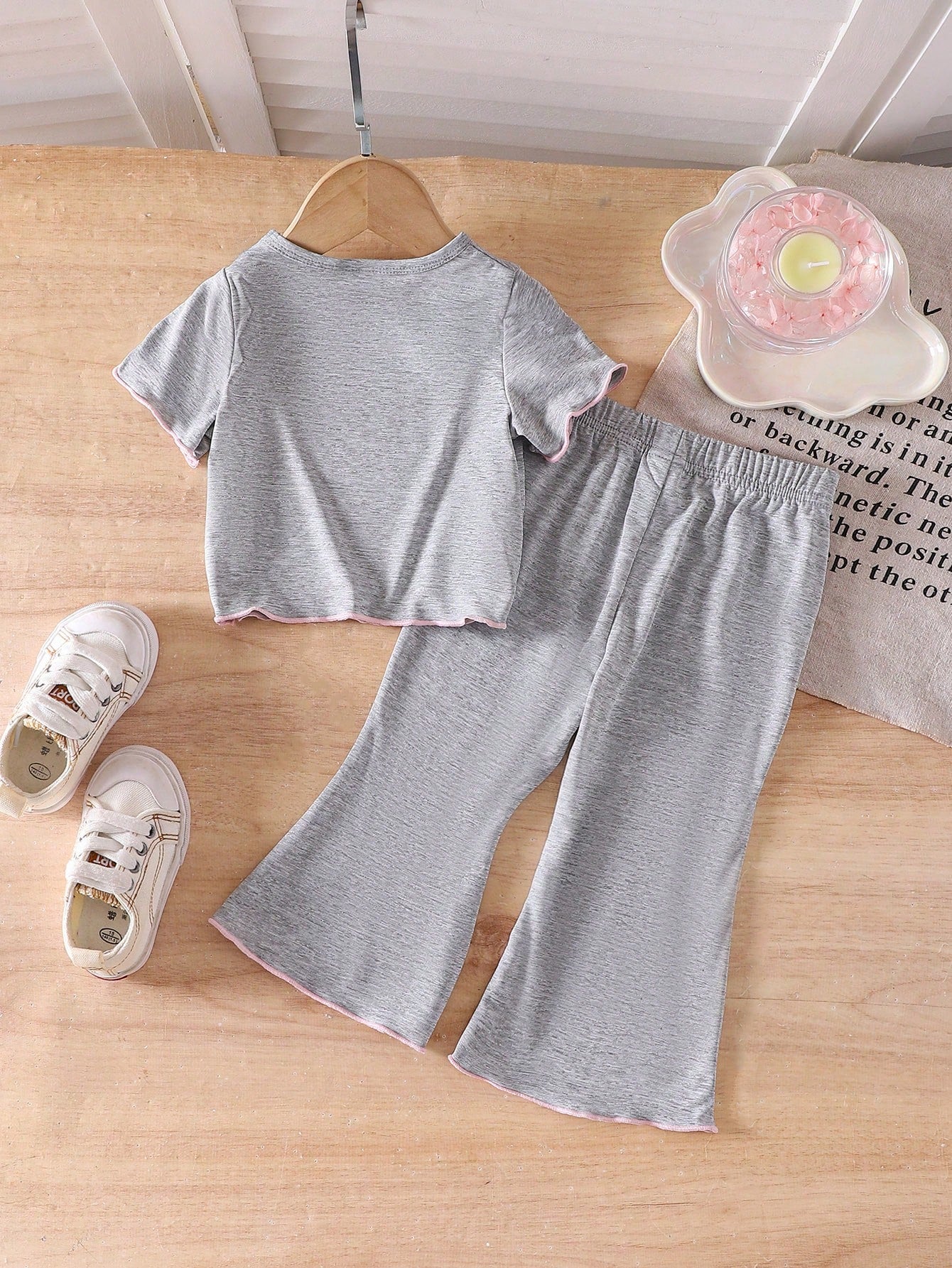 Genkimix Kids Baby Girl Grey Knit Short Sleeve Bowknot Top & Bell-Bottom Pants 2-Piece Set, Comfortable Casual Daily Wear For Summer