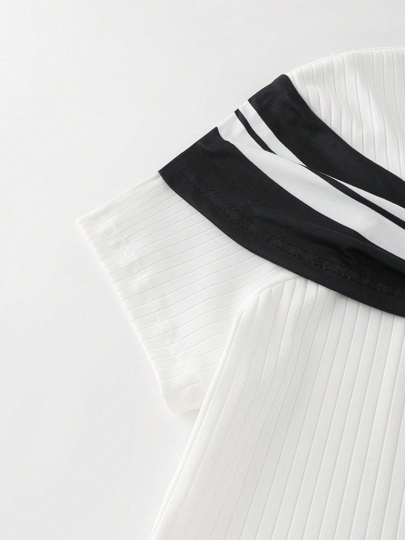 GlowEve CURVE Plus Size Women's Cute Black And White Off-Shoulder Bow Contrast Ribbed Short Sleeve Top, Summer School Back-To-School Elegant Party Graduation