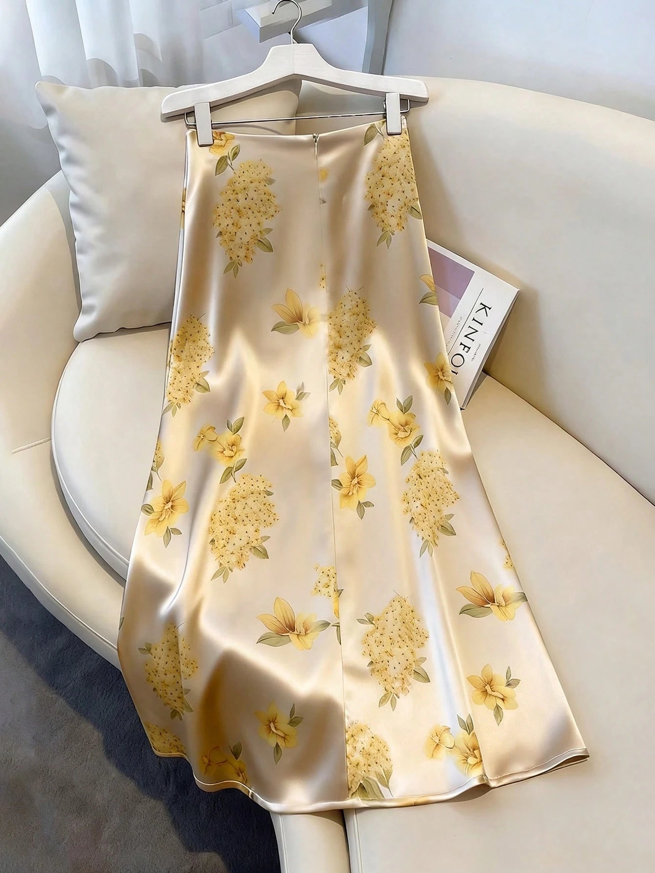 GlowEve Women's Elegant Commute Floral Print Skirt