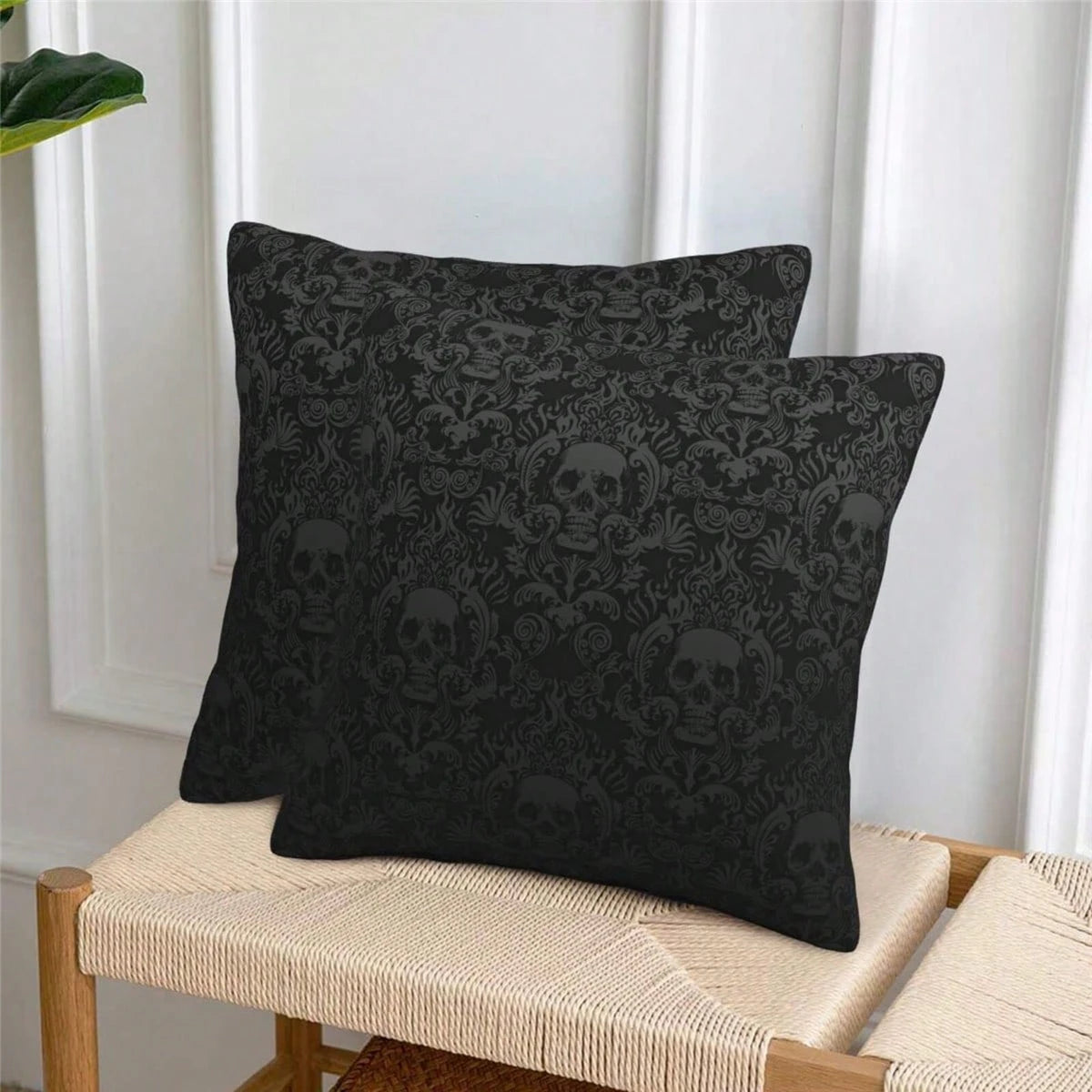 Gothic Black Color Skull Polyester Throw Pillow Covers, 2pcs/Set Square Sofa Cushion Cover, Home Living Room Bedroom Bed Case Decoration, Office Waist Protection Car Lumbar Pillowcase, 18x18 Inch, No