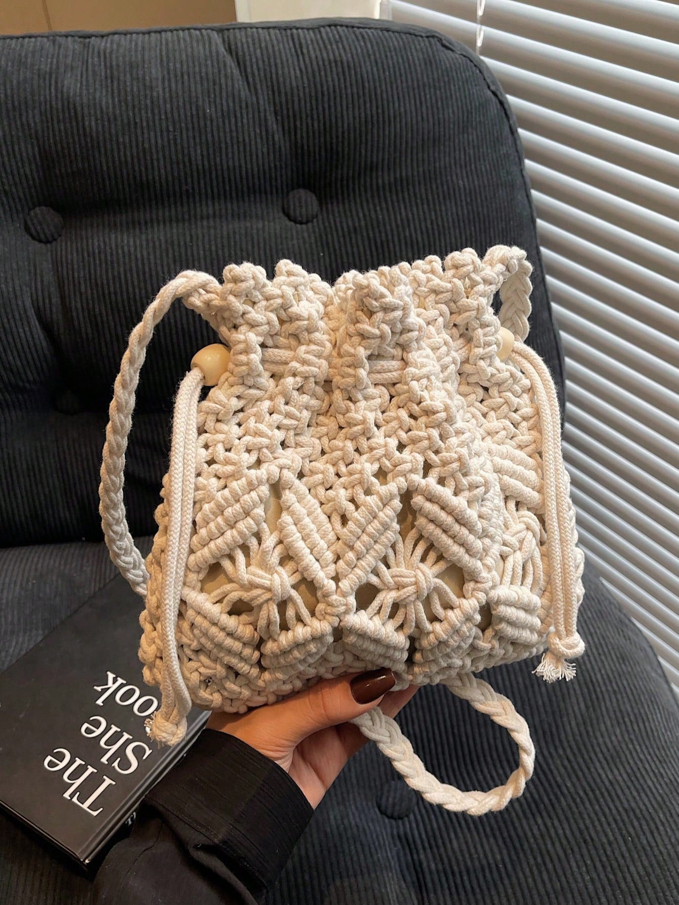 Handwoven Small Crossbody Bag For Women, New Woven Messenger Bag, Niche Beach Casual Shoulder Bag, Mini Square Envelope Bag, Crossbody Bag, Suitable For Beach Resort, Woven Bag