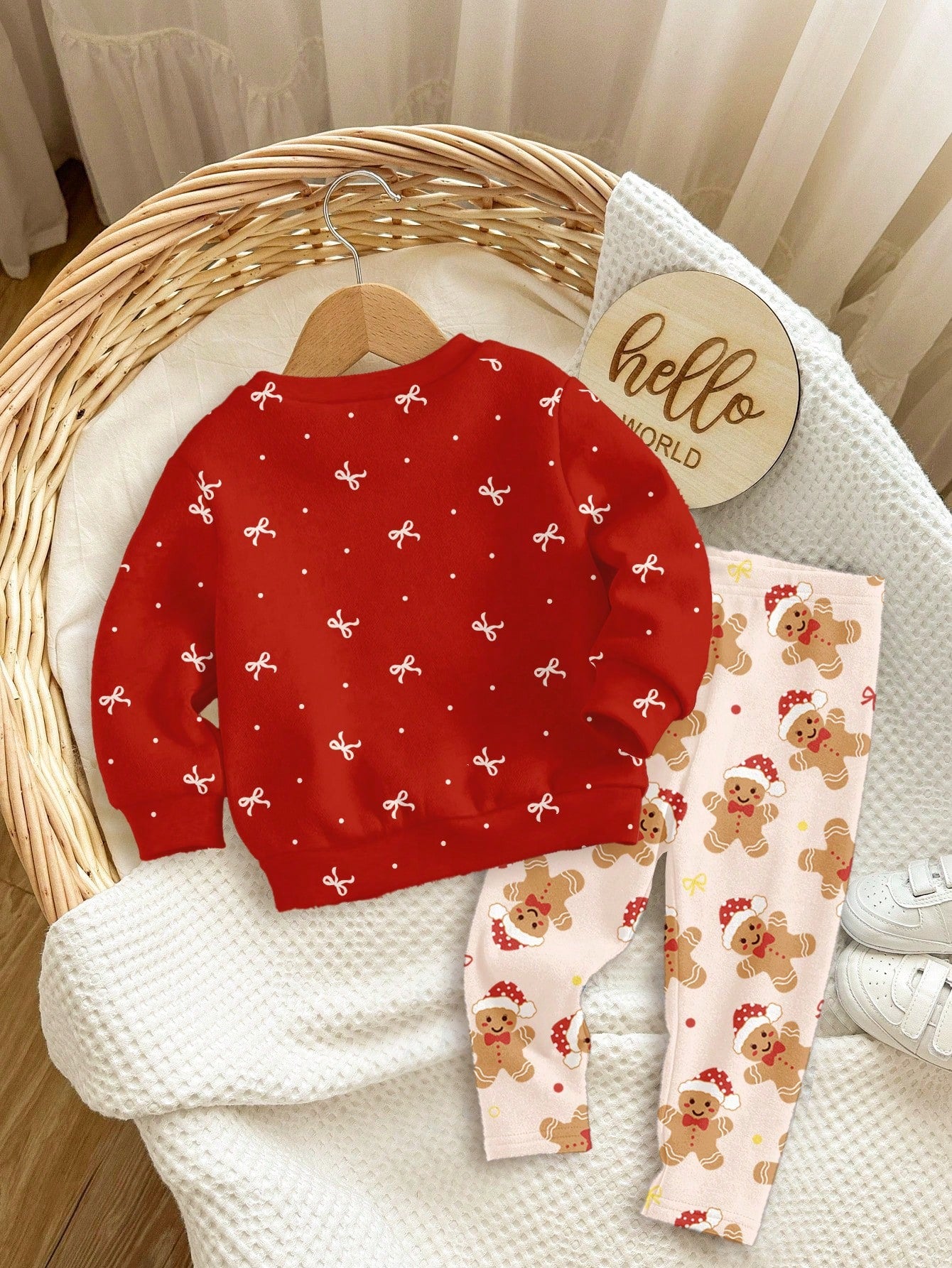 Happikins Red Autumn Cute Modest Matching Family Baby Girls Christmas Gingerbread Man & Bow Print Sweatshirt,Thick Soft Long Sleeve Winter Top