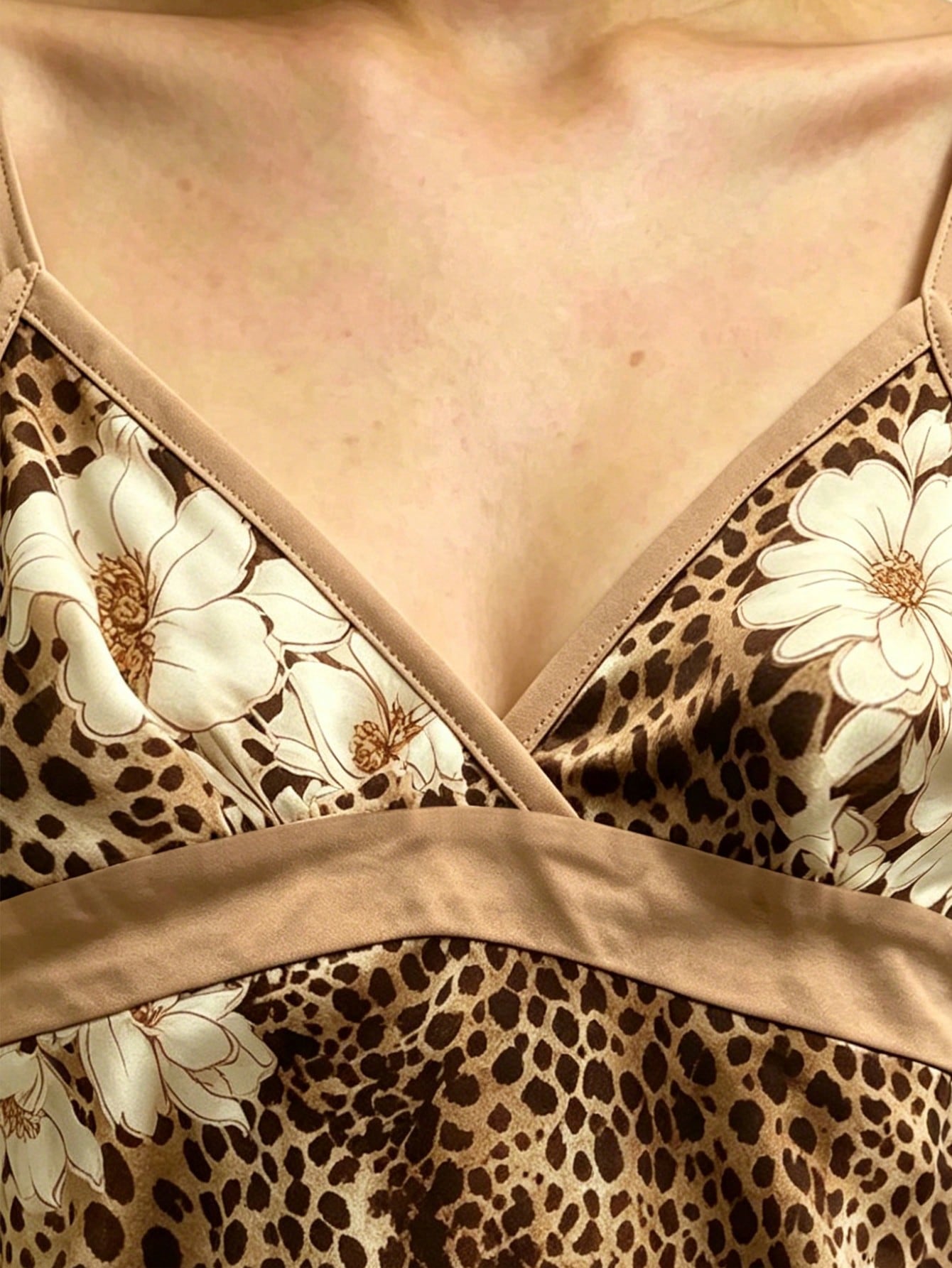 IslaSuriya Women's Leopard & Floral Print Casual Versatile Daily Wear Camisole Top
