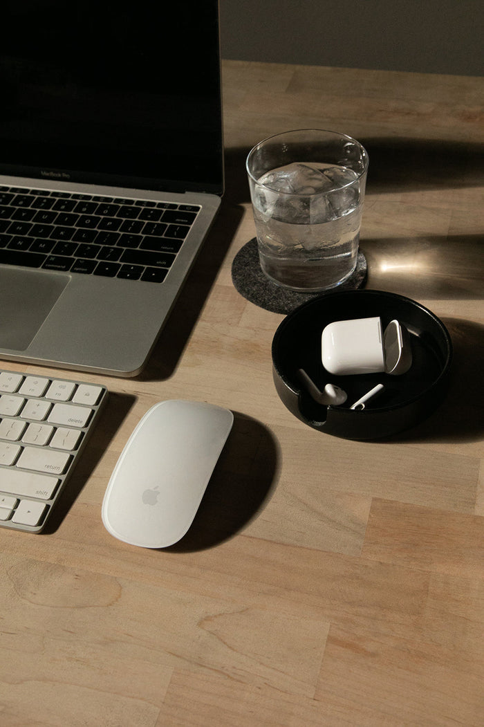 Kobon Black Leather Tray, Round
