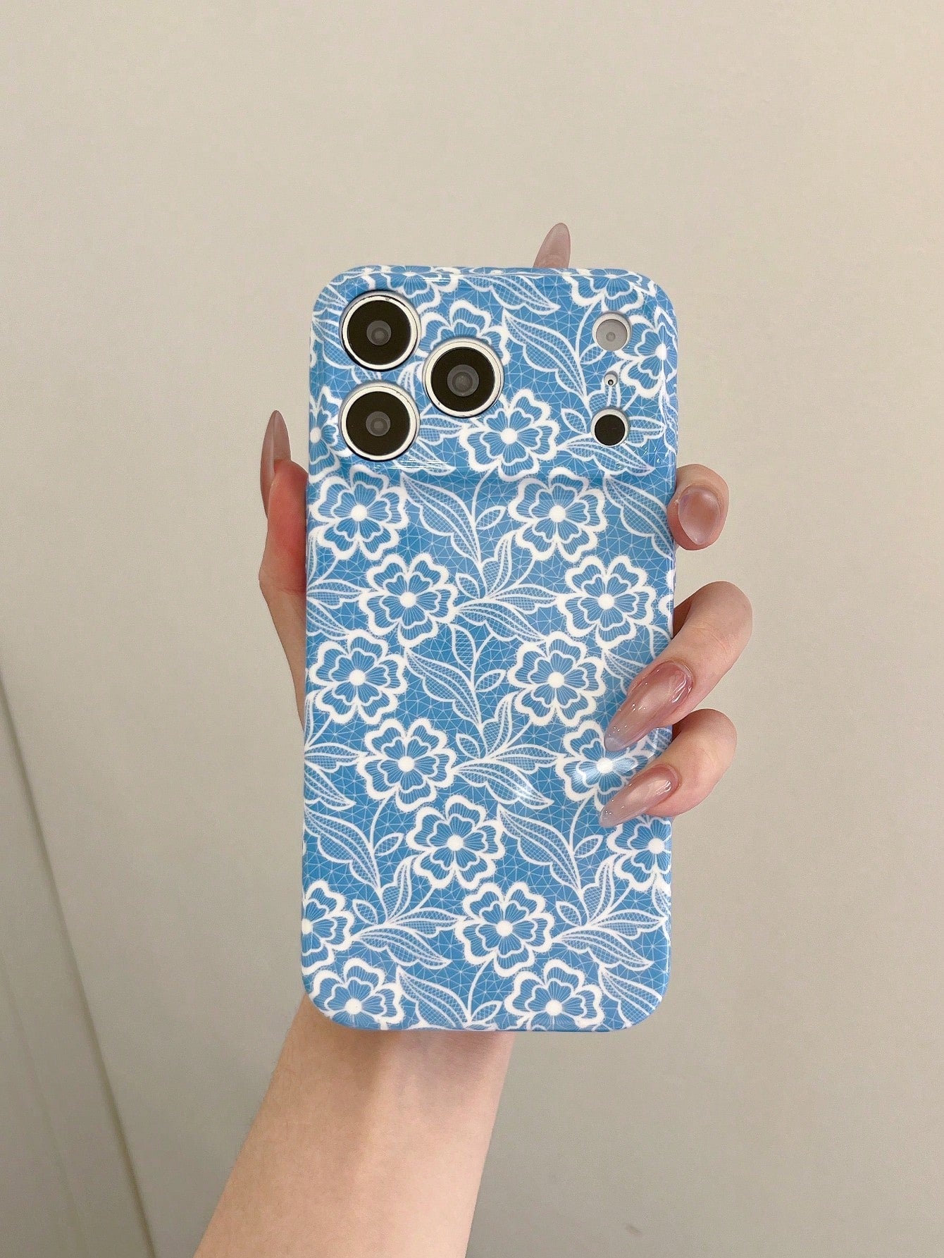 Lace 1pc Transparent Colorful Painting Girl Style Pure White Lace Pattern Shockproof Phone Case Suitable For IPhone 17/17 Pro/17 Pro Max/16/16 Pro/16 Plus/16 Pro Max/15/15 Pro/15 Pro Max/15 Plus/14/14