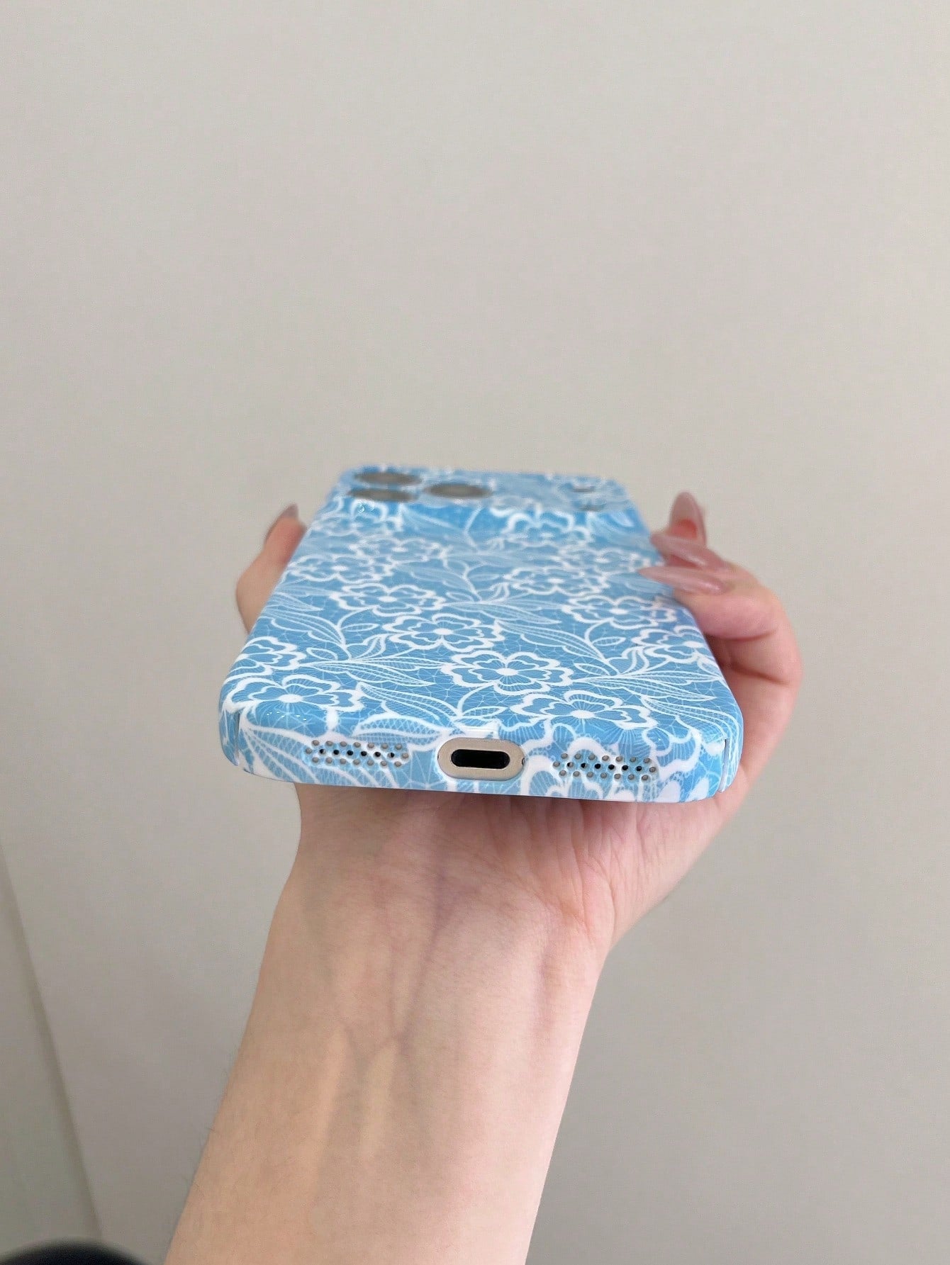Lace 1pc Transparent Colorful Painting Girl Style Pure White Lace Pattern Shockproof Phone Case Suitable For IPhone 17/17 Pro/17 Pro Max/16/16 Pro/16 Plus/16 Pro Max/15/15 Pro/15 Pro Max/15 Plus/14/14