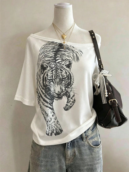 Lalippa Leopard Print Graphic Minimalist Round Neck T-Shirt, Gift For Friends
