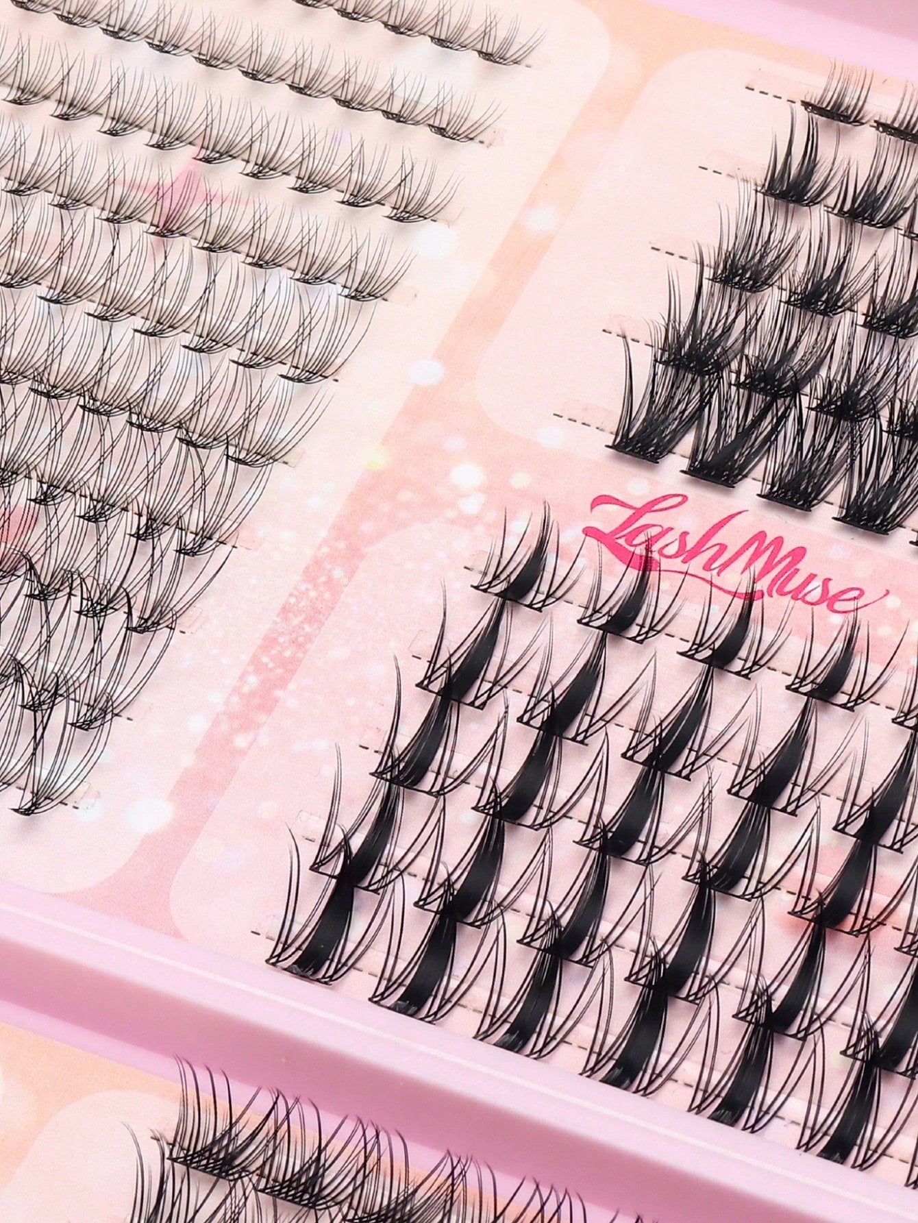 Large Capacity Eyelash Book, 8-16MM Mixed Length, D-Curl Fluffy False Eyelashes, Multi-Row Segmented Cluster Lashes Neatly Organized, Suitable For Beginners Home DIY Free Matching, Lightweight Soft Fi