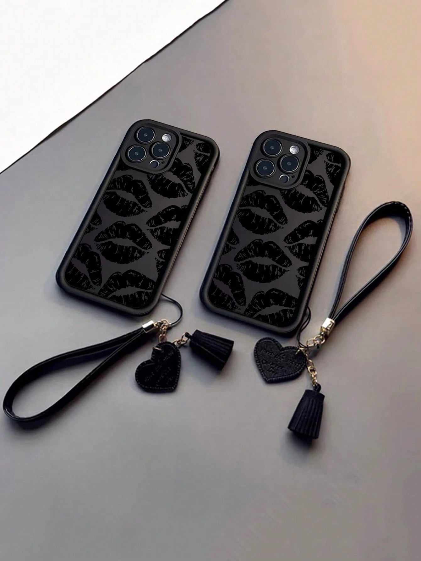 Leather Lip Pattern Fashion Lanyard 1pc Lip Print Thickened Anti-Fall Textured Phone Case With Detachable Leather Heart-Shaped Wrist Strap DIY Pendant Charm, Compatible With Iphone/Compatible With Red