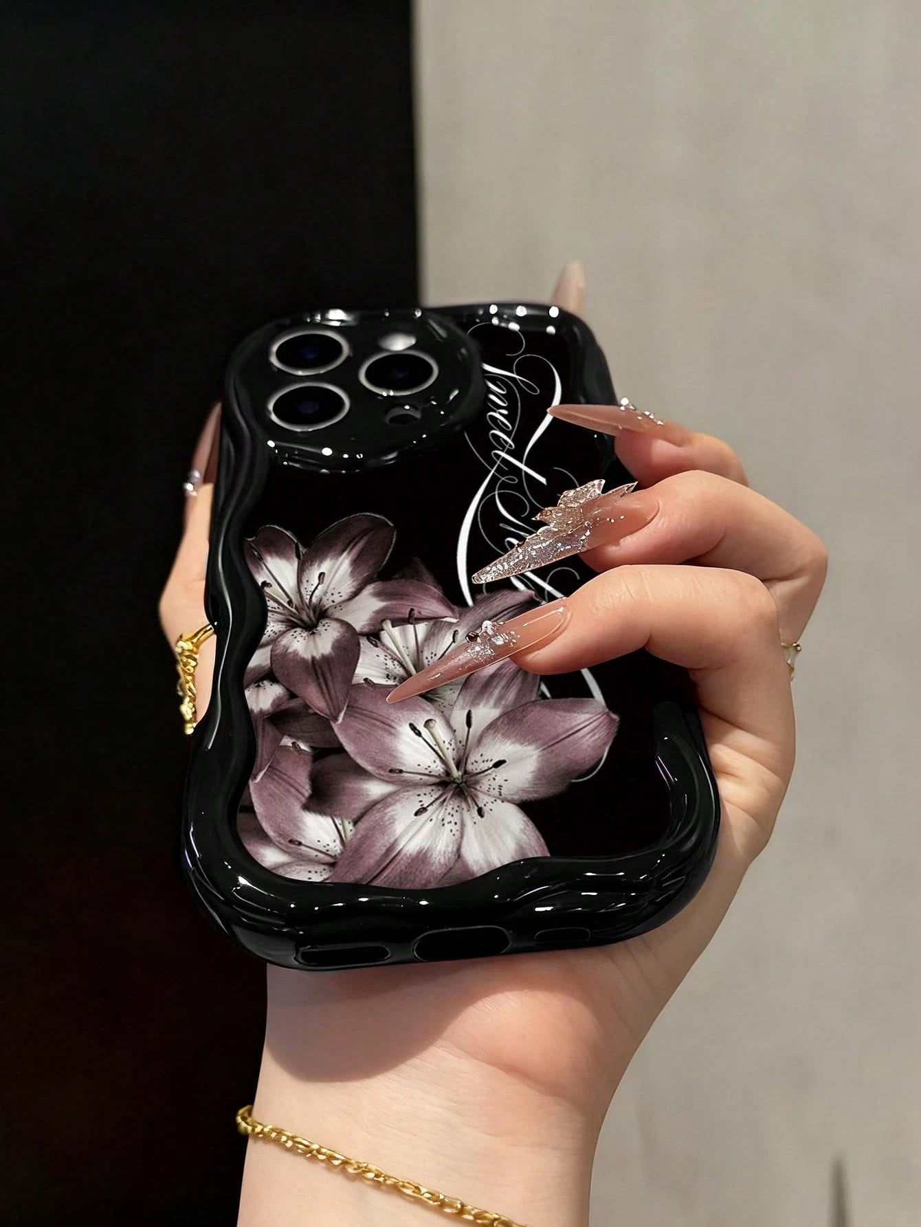 Lily Painted Soft Phone Case, Suitable For IP17/IP17PROMAX/Iphone16pro/Iphone16promax/Iphone15/XR/7p8p/P12promax/P13promax/P14PROMAX/P13/P14/P11/P12/P14, Cute & Fashionable Thick Protective Cover For