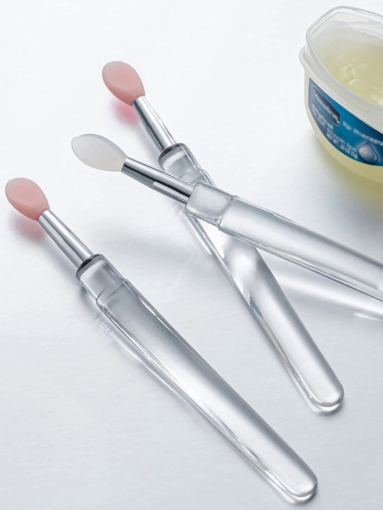 Lip Brush,3Pcs Silicone Covered Lip Brush, Portable Lipstick Brush Cosmetic Brush Makeup Tools,Giveaways