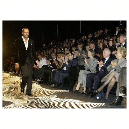 Little Book Of Tom Ford: The Story Of The Iconic Brand (Little Books Of Fashion)