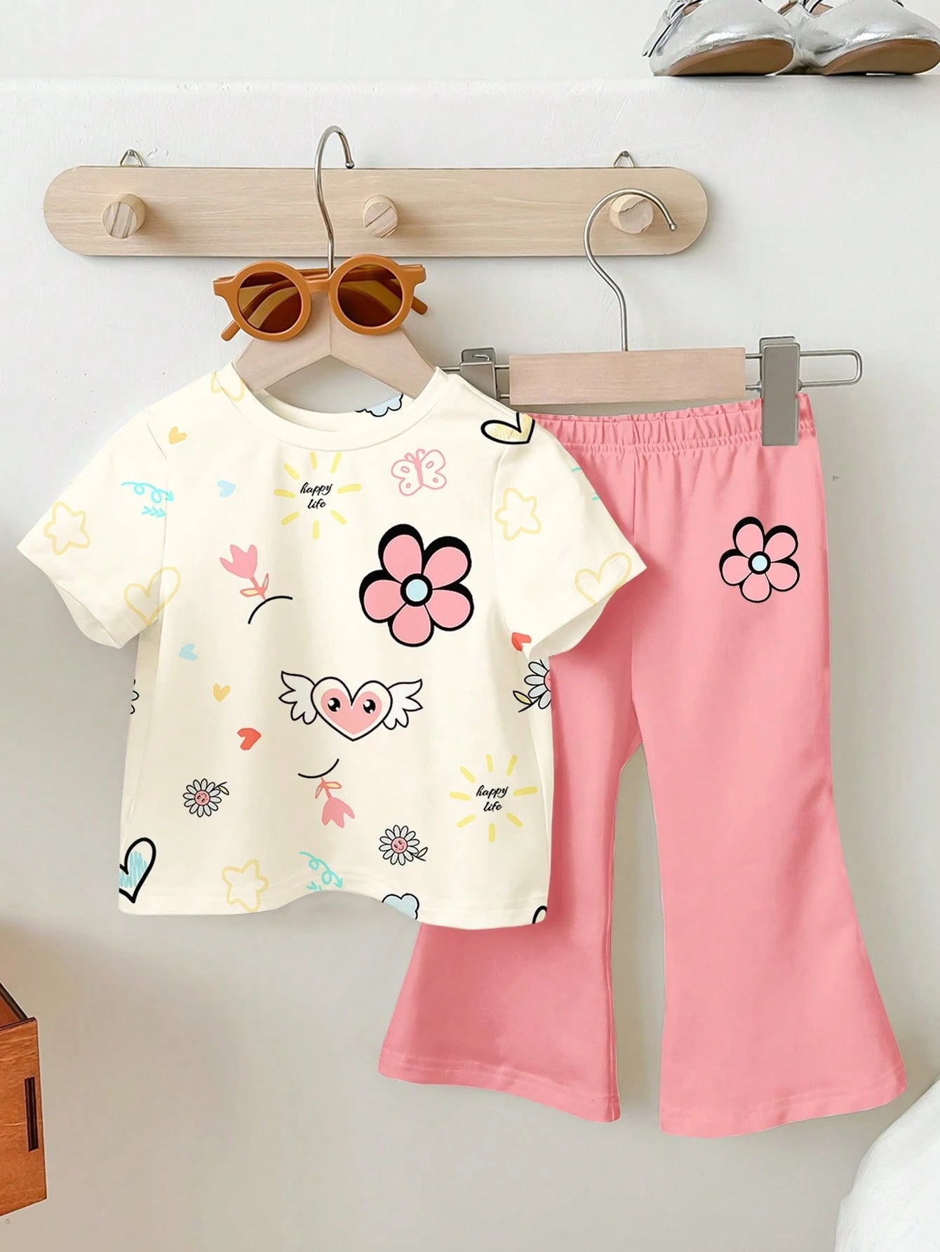 LMoss Kids Cute White Retro Floral Baby Girl 2-Piece Set,Short Sleeve Round Neck T-Shirt And Flowy Flare Pants,Casual Summer Vacation Outfits,Loose Daily Wear