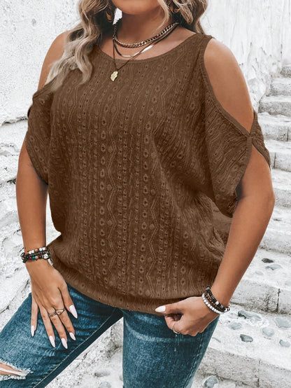 LUNE Plus Cold Shoulder Batwing Sleeve Tee