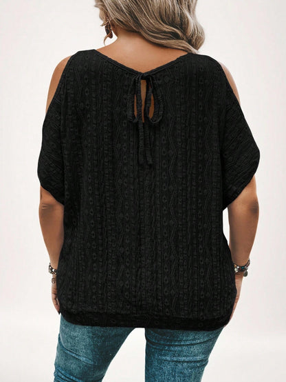 LUNE Plus Cold Shoulder Batwing Sleeve Tee
