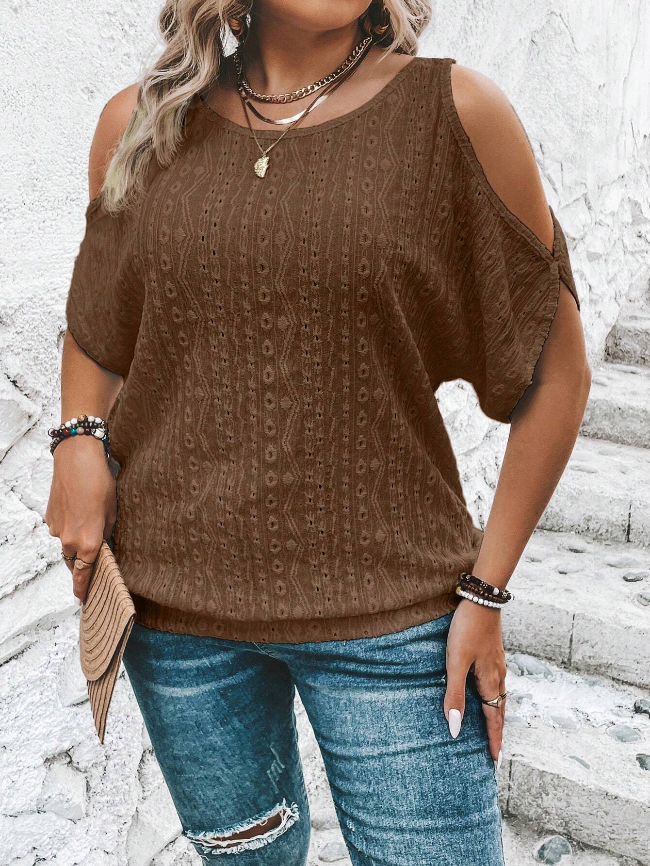 LUNE Plus Cold Shoulder Batwing Sleeve Tee