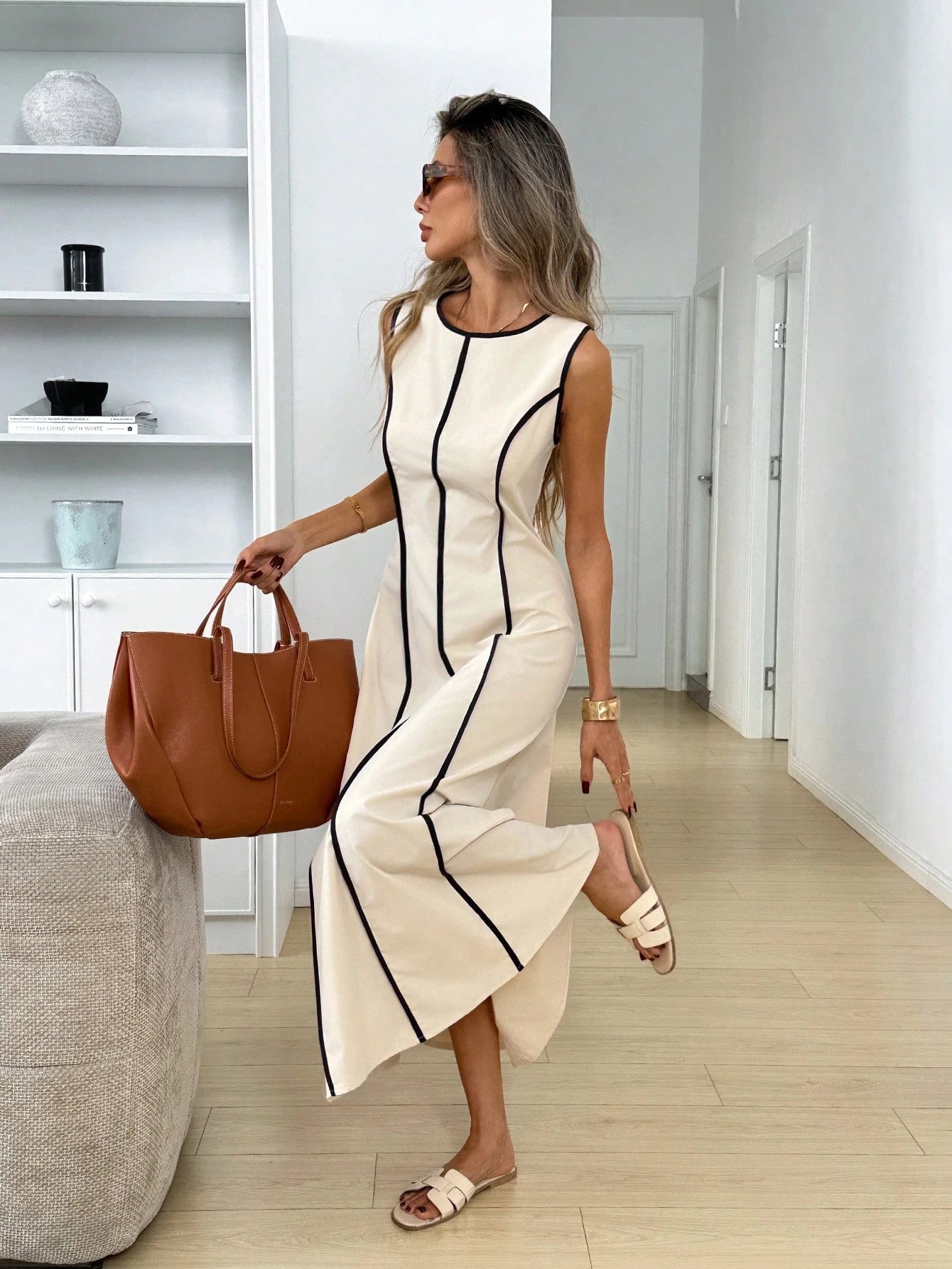 LUNE Women's Casual Tropical Boho Sleeveless Round Neck Dress, Suitable For Summer Daily Wear, Waist-Cinched Elegant Long Outings Vacation White And Blue