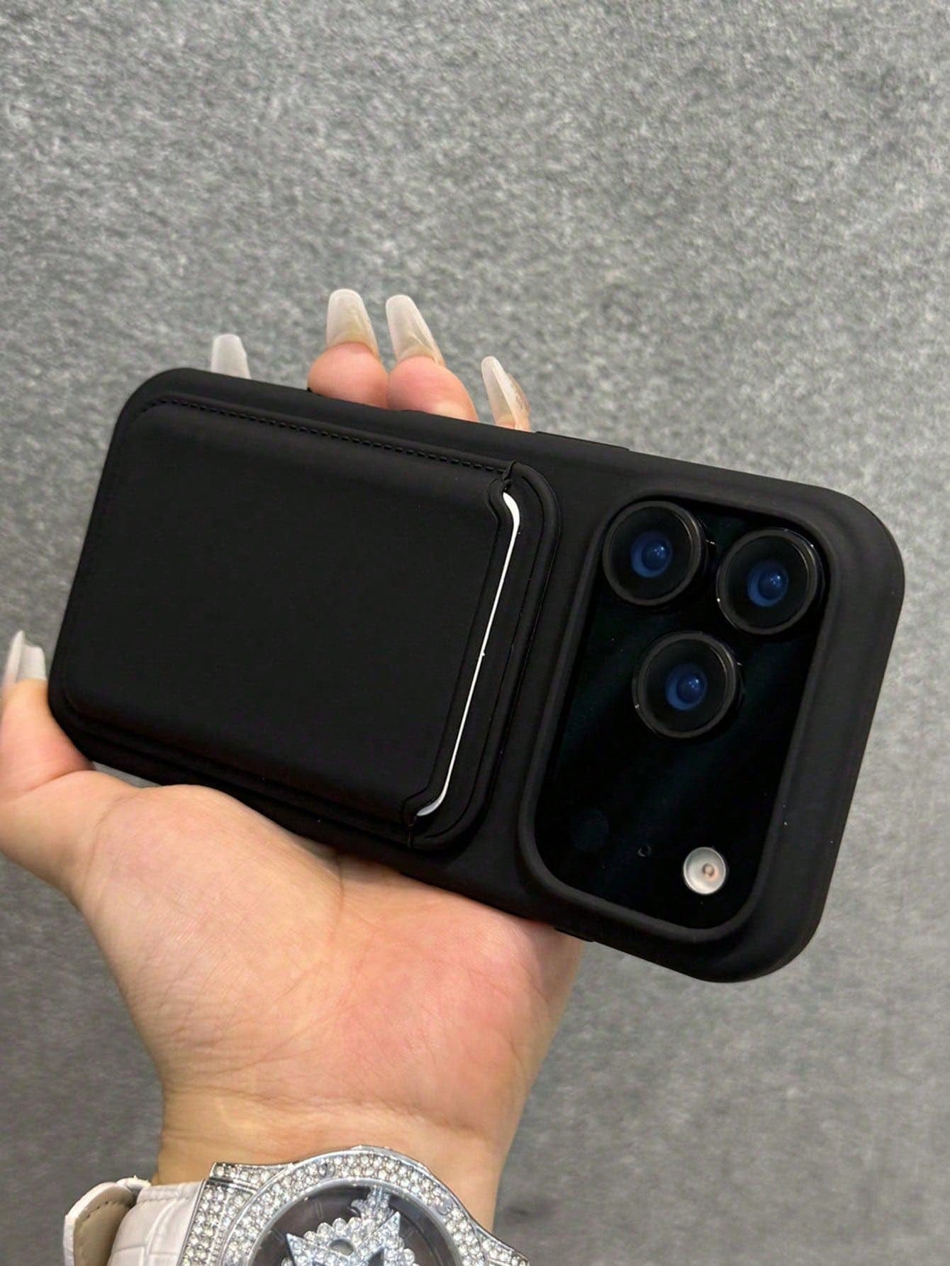 Luxury Silicone Magnetic Wireless Charging Card Holder Phone Case Compatible With IPhone 17ProMax 17Pro 17 16 15 14 13 12 11 Pro Max 16 15 14 Plus Magnetic Back Cover