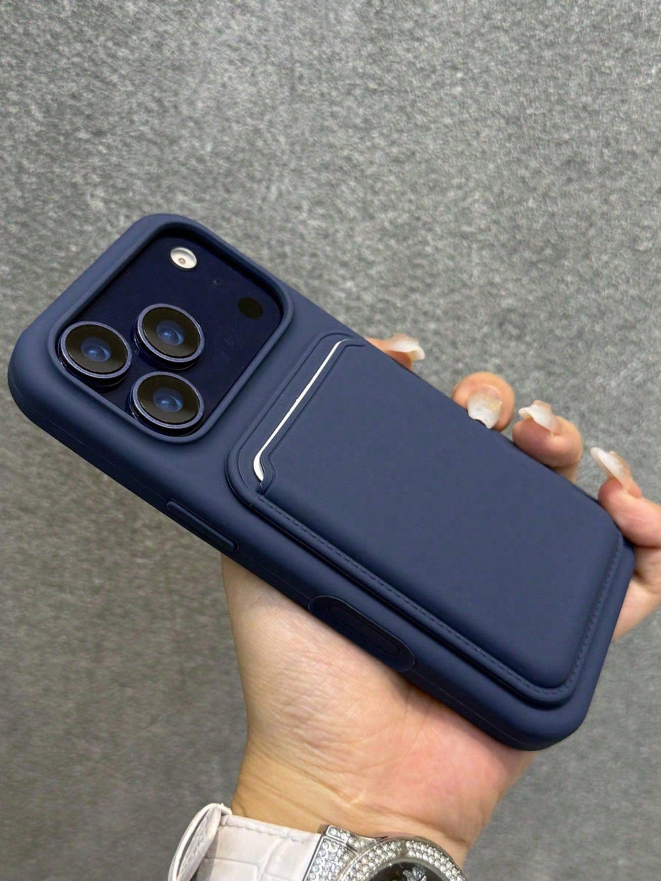 Luxury Silicone Magnetic Wireless Charging Card Holder Phone Case Compatible With IPhone 17ProMax 17Pro 17 16 15 14 13 12 11 Pro Max 16 15 14 Plus Magnetic Back Cover