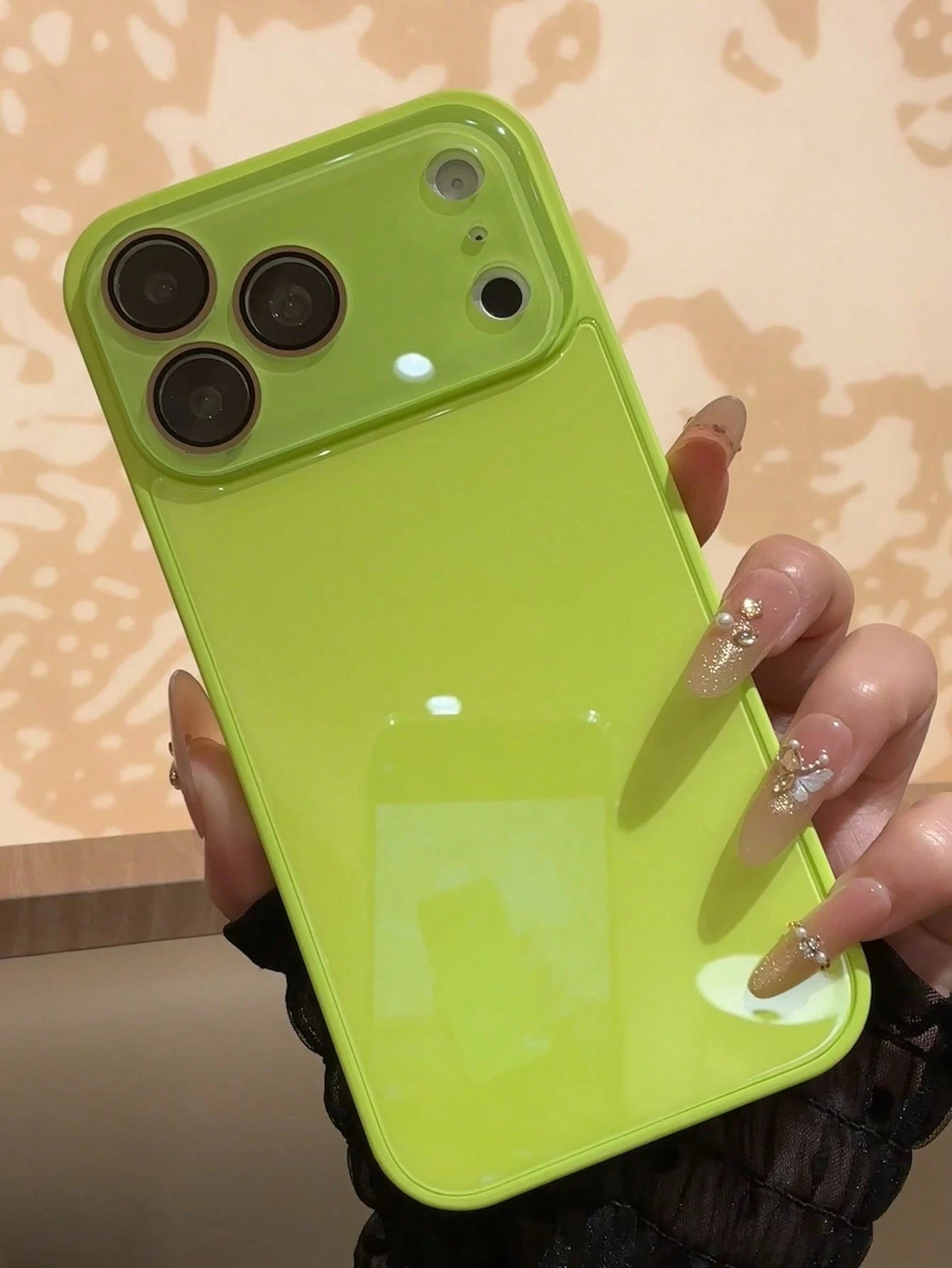 Luxury Solid Color Glossy Glass Phone Case Compatible With IPhone 17 Pro Max, 16, 15, 14, 13, 12, 11 Pro Max, Lens Protection, Minimalist Solid Color Cute & Elegant Phone Case Compatible With IPhone 1