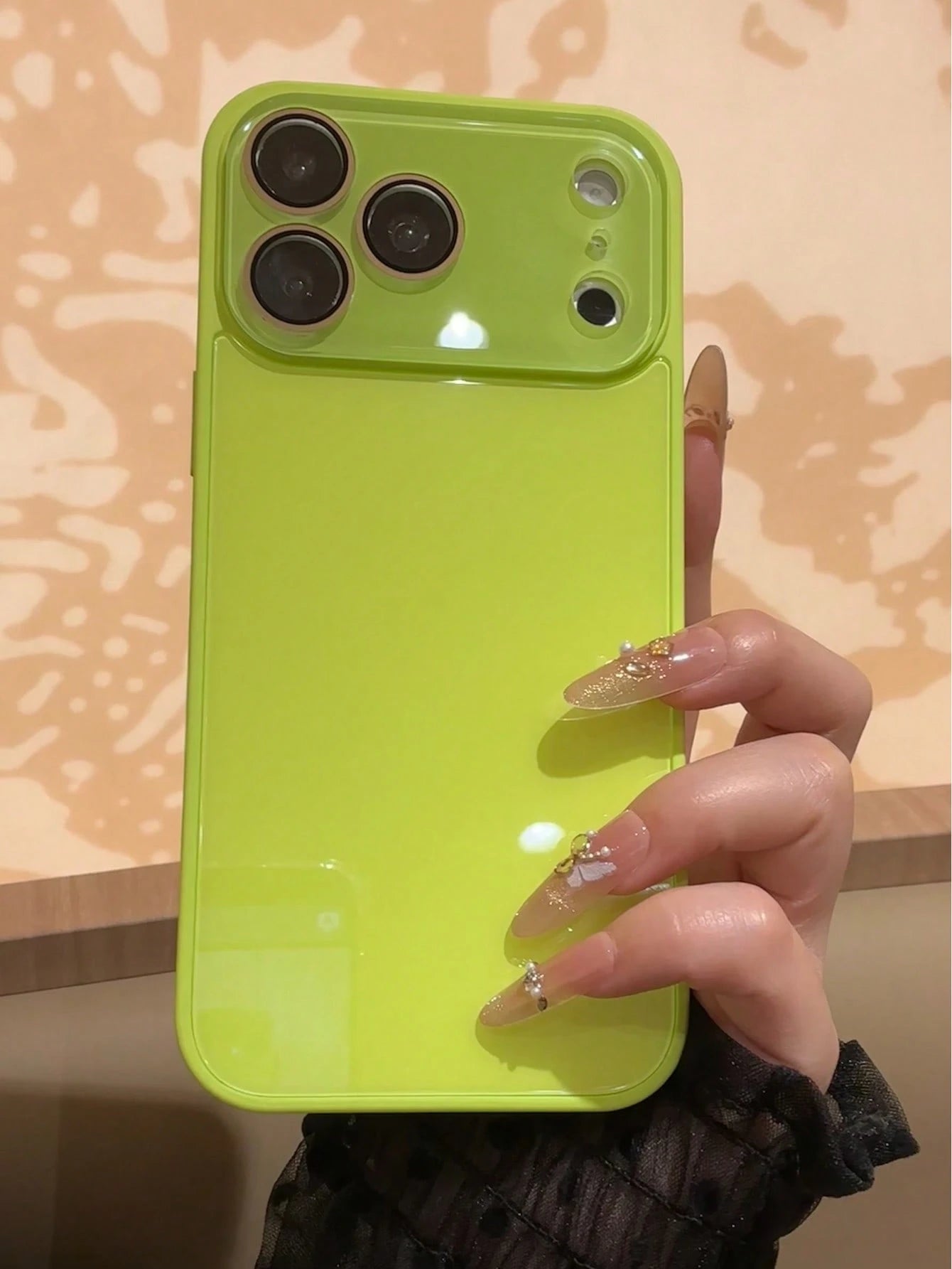Luxury Solid Color Glossy Glass Phone Case Compatible With IPhone 17 Pro Max, 16, 15, 14, 13, 12, 11 Pro Max, Lens Protection, Minimalist Solid Color Cute & Elegant Phone Case Compatible With IPhone 1