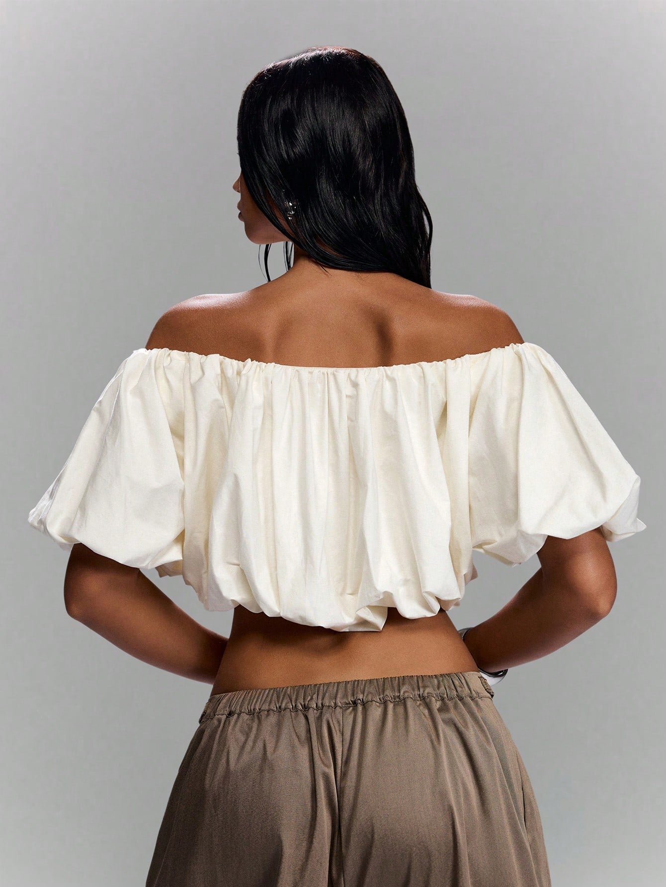 LYSMO Women's Sexy Off-Shoulder Bubble Hem Cropped Top, Minimalist Solid Color, Suitable For Summer Vacation