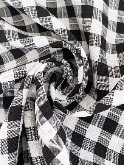 Manfinity Homme Manfinity Men's Black And White Checkered Shirtperfect For Casual Vacations.