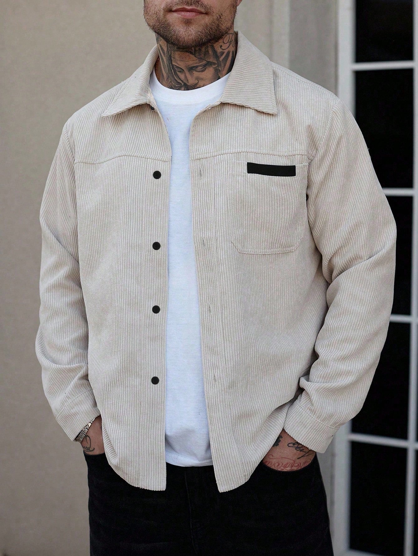 Manfinity Homme Manfinity Men's Black And White Checkered Shirtperfect For Casual Vacations.