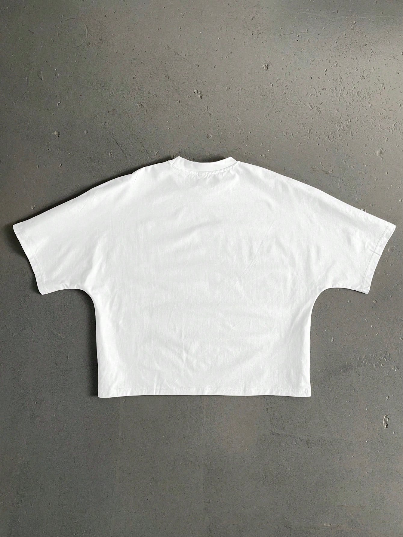 Manfinity Roghcode Retro American Gas Station Shop Print Loose Fit Batwing Sleeve Cropped T-Shirt For Men,White,Summer,Streetwear,City Break,Fashionable Gift For Him