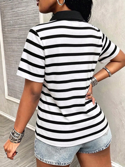 Maweii Women's Letter & Stripe Print Crew Neck Short Sleeve Casual T-Shirt, Sexy & Plaid Stripe Casual Style, Perfect For Women's Vacation And Summer Outings