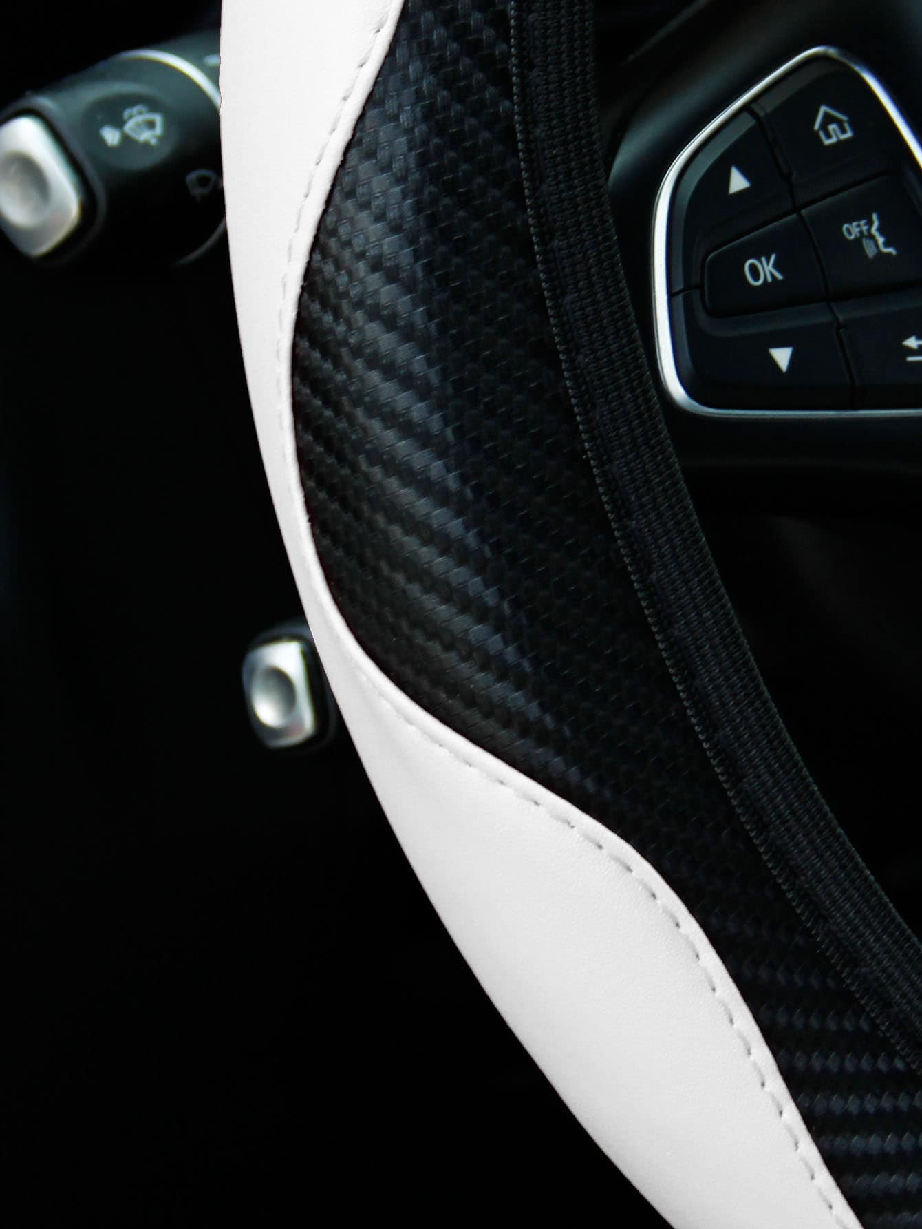 MEIKAXIU 1pc Carbon Fiber PU Leather Comfortable No-Inner Circle Car Steering Wheel Cover, Fit 14.5-15 Inch Steering Wheel, Auto Interior Accessories, Unisex All Seasons Universal Use