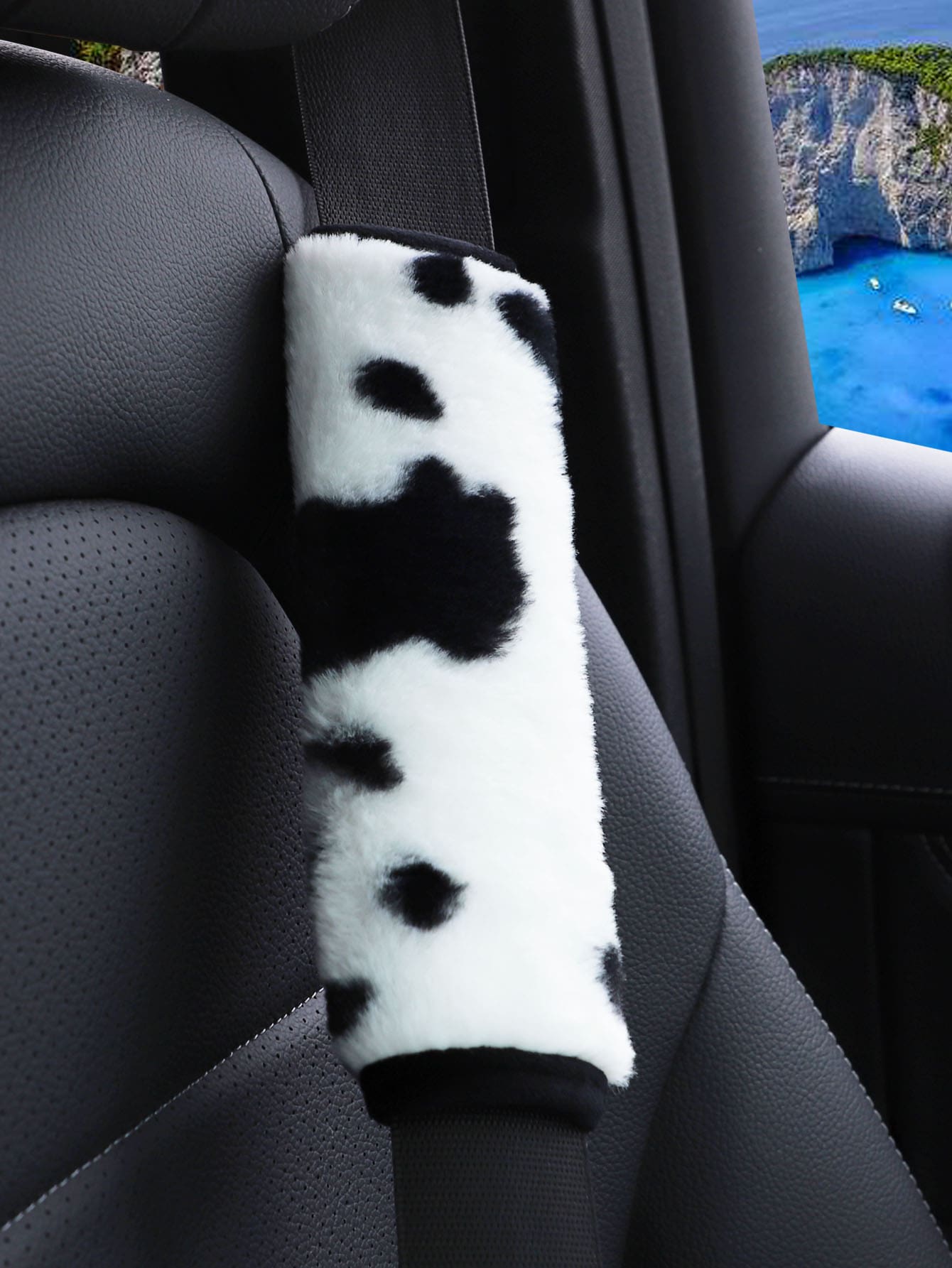 MEIKAXIU 1pc Cow Plush Car Seat Belt Cover Shoulder Pad Decoration