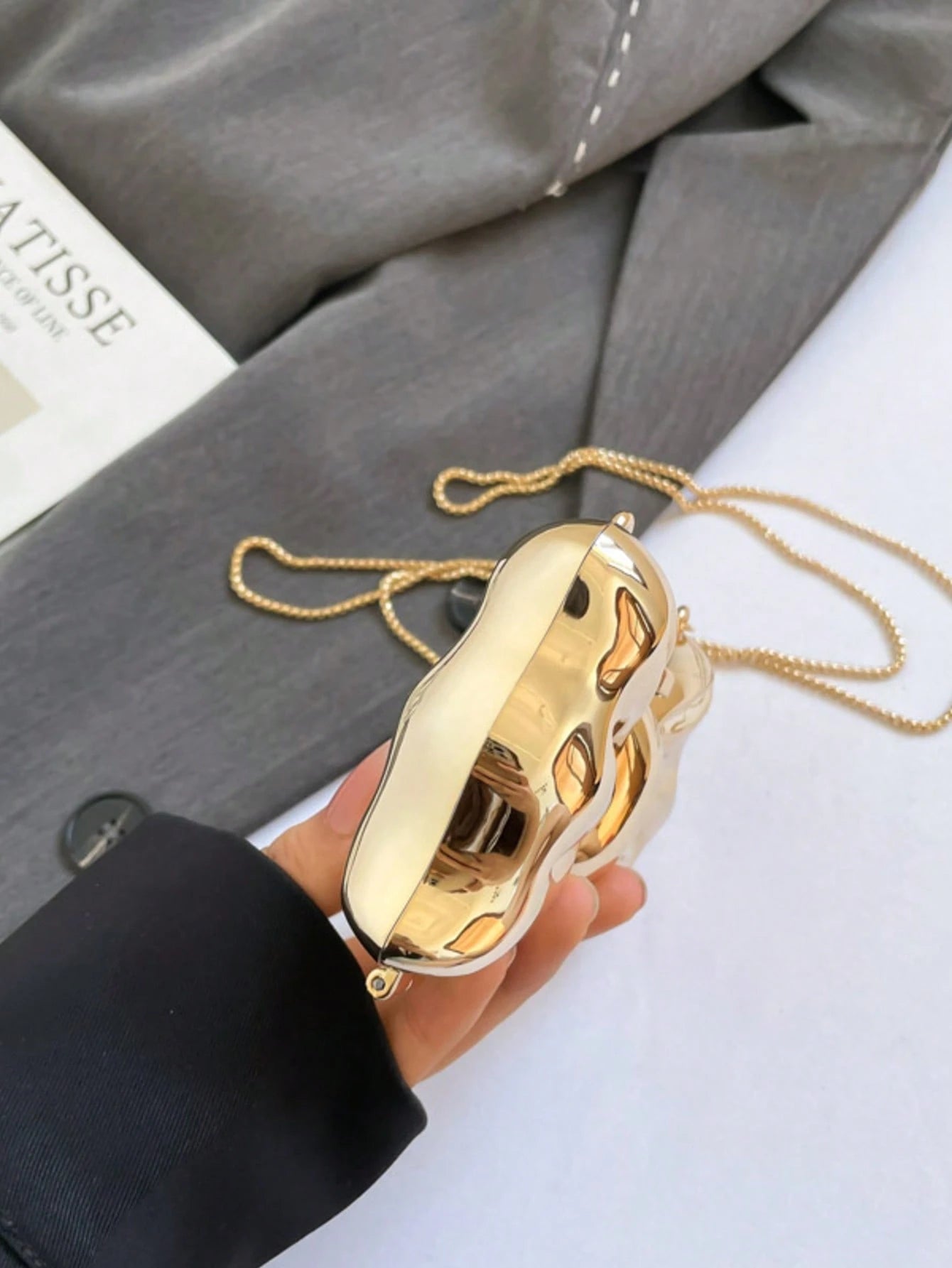 Mini Metal Silver Bow Decor Cute Crossbody Bag, Mini Evening Bag With Metal Bow Detail, Fashionable Personalized Girl's Chain Bag, Suitable For Parties And Dates, Shoulder Crossbody Bag For Girl, Best
