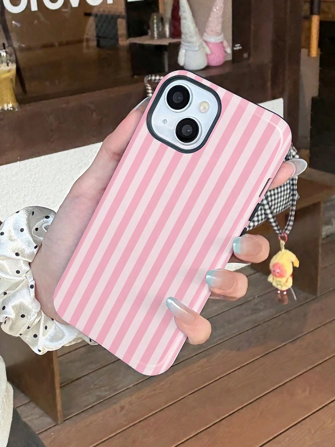 Minimalist White Pink Stripe Elements Fashion Phone 1pc Minimalist Artistic Colorful Striped Pattern Glossy 2-In-1 Phile Full Coverage Hard Phone Compatible With/Compatible With 11/12/13/14/15/16/17 P