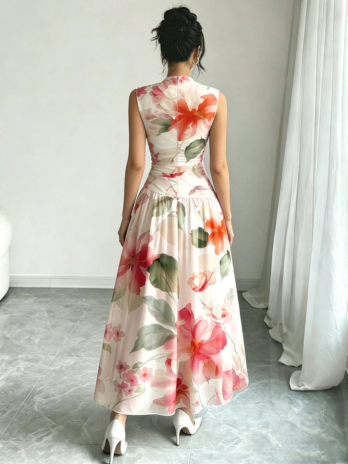 Modelyn Red Floral Print V-Neck Sleeveless Maxi Dress, Women's Fashion Ruched Waist Long Dress, Floral Pattern White Summer Vacation Elegant Dress