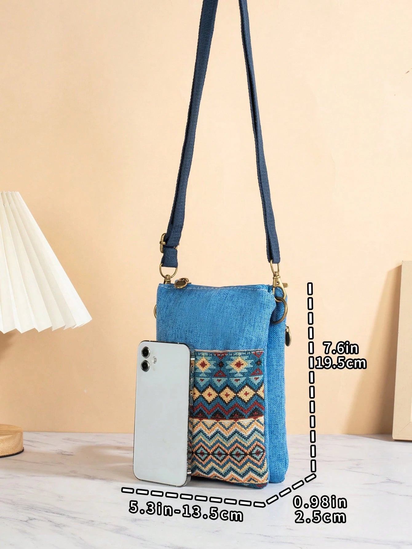 Multi-Compartment Jacquard Crossbody Phone Bag- Bohemian Style, With Adjustable Zipper, Suitable For Women's Bohemian Outfits