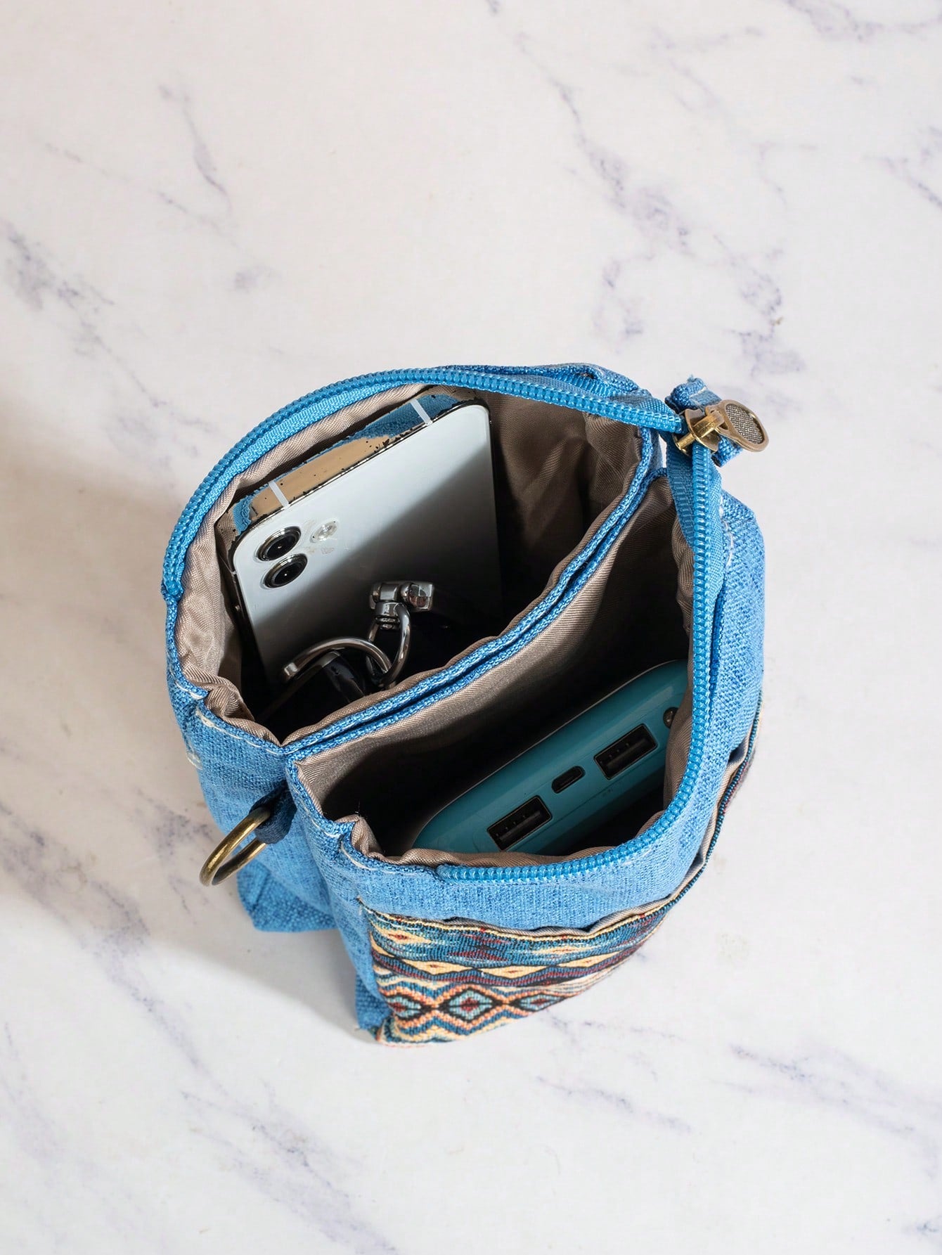 Multi-Compartment Jacquard Crossbody Phone Bag- Bohemian Style, With Adjustable Zipper, Suitable For Women's Bohemian Outfits