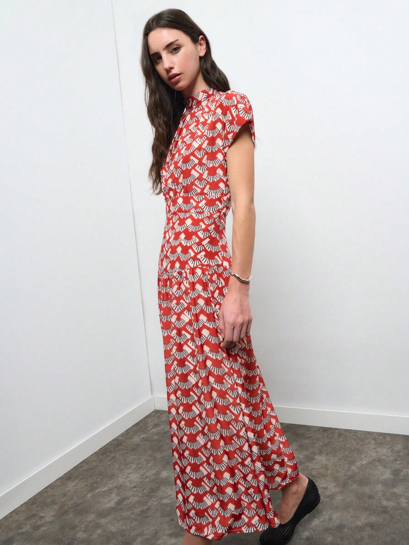 Nöista Red Printed Maxi Dress With A-Line Fit For Summer, Vacation And Casual Elegant Looks.