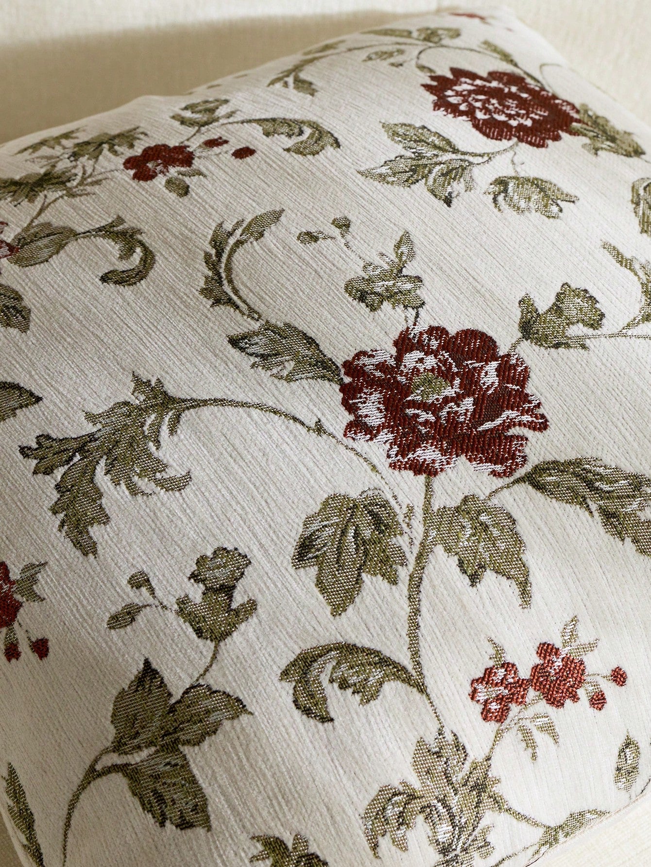 Neutral Floral Pillow Cover 18 X18 Inches, Vintage Chenille Square Throw Pillow Cover Soft Decorative Farmhouse Accent Couch Pillow Cover For Living Room Bedroom(1Pc,2Pcs Available)