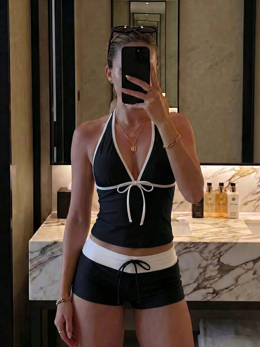 New Summer Fresh Sweet Cute Style Black & White Color Block Polka Dot Halter Neck Bikini Set With Shorts For Beach Vacation Casual Wear