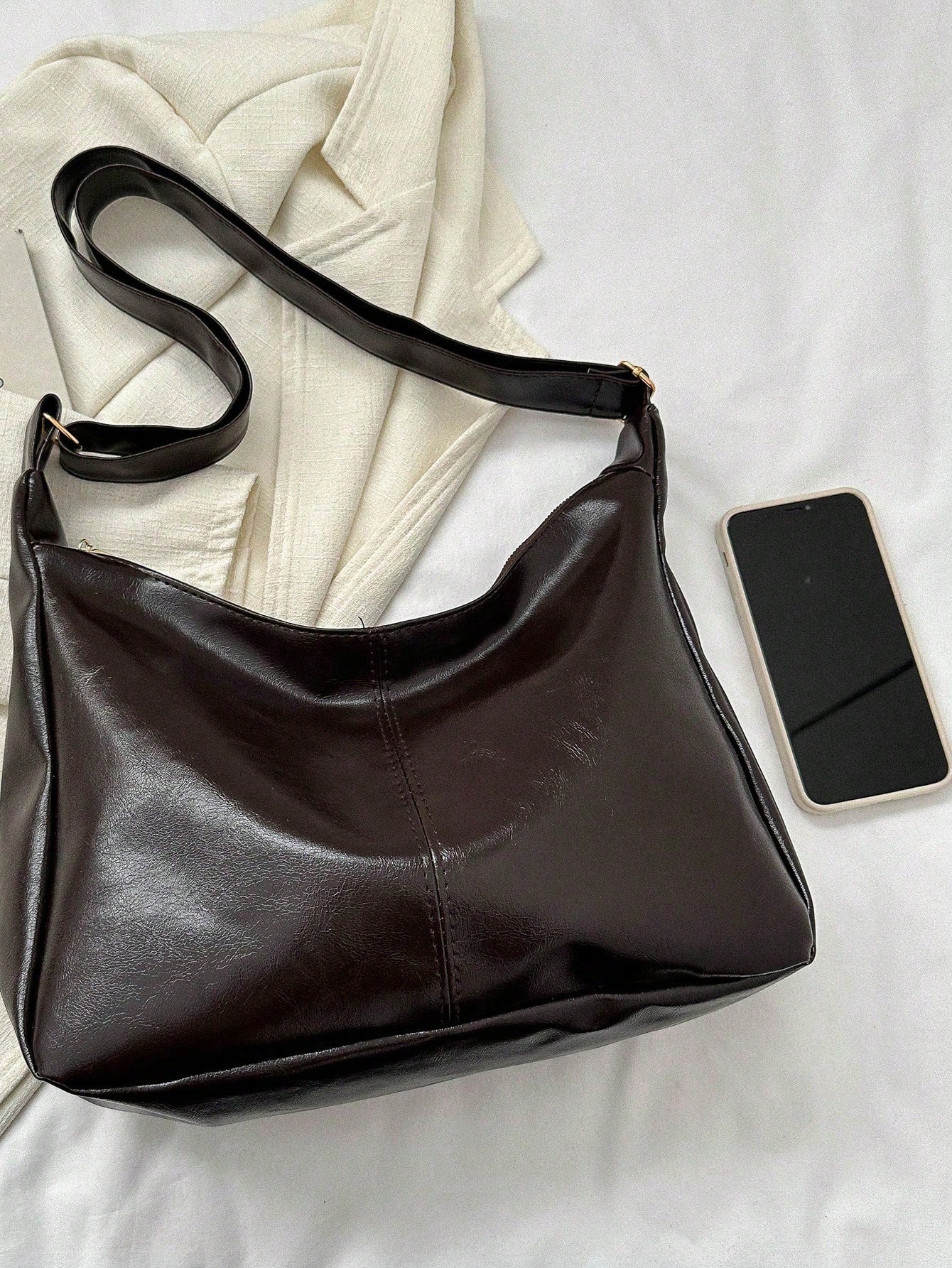 New Textured Handbag, Fashionable Casual Commuter Crossbody Bag, Soft Tote Bag, Women's Large Capacity Versatile High-End Textured Niche Commuter Bag