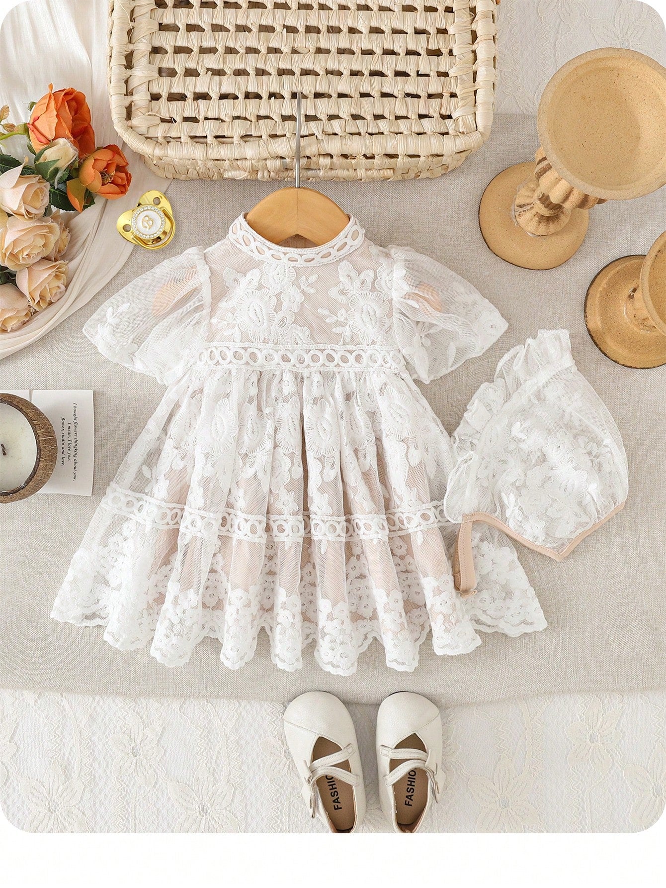 Newborn Baby Girl White Lace Dress,2 Pieces Puff-Sleeve Mesh Round Neck Fitted Christening Gown & Hat Set For Summer Baby Shower Baptism Party,Mom