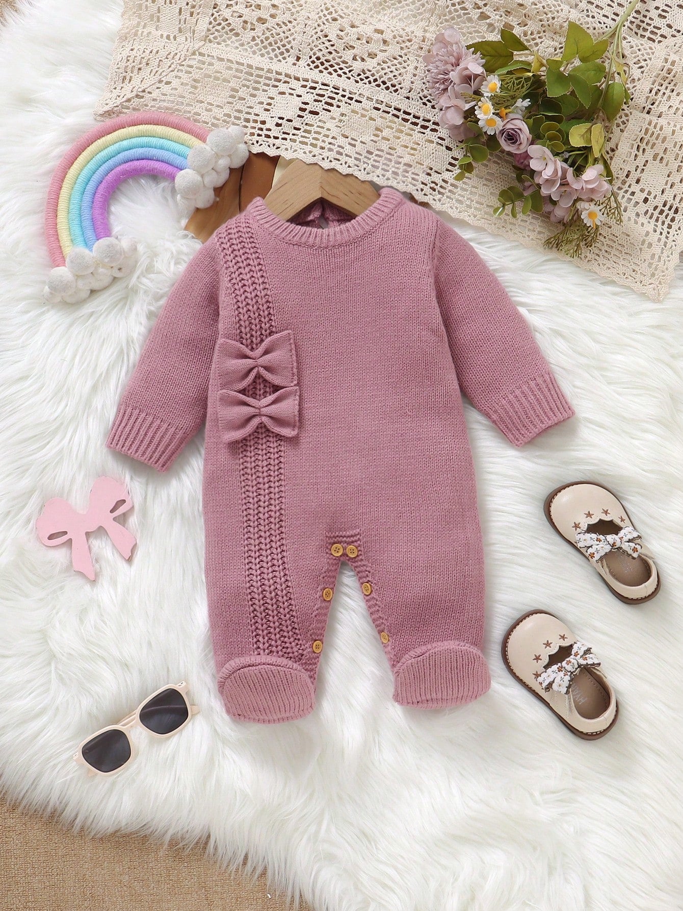 Newborn Baby Sweater Onesies, Fashionable Cute Knitted 3D Bow Round Neck Back Button Long Sleeve Footed Romper, Soft And Comfortable For Spring, Autumn, Winter, Suitable For Daily Wear, Outings