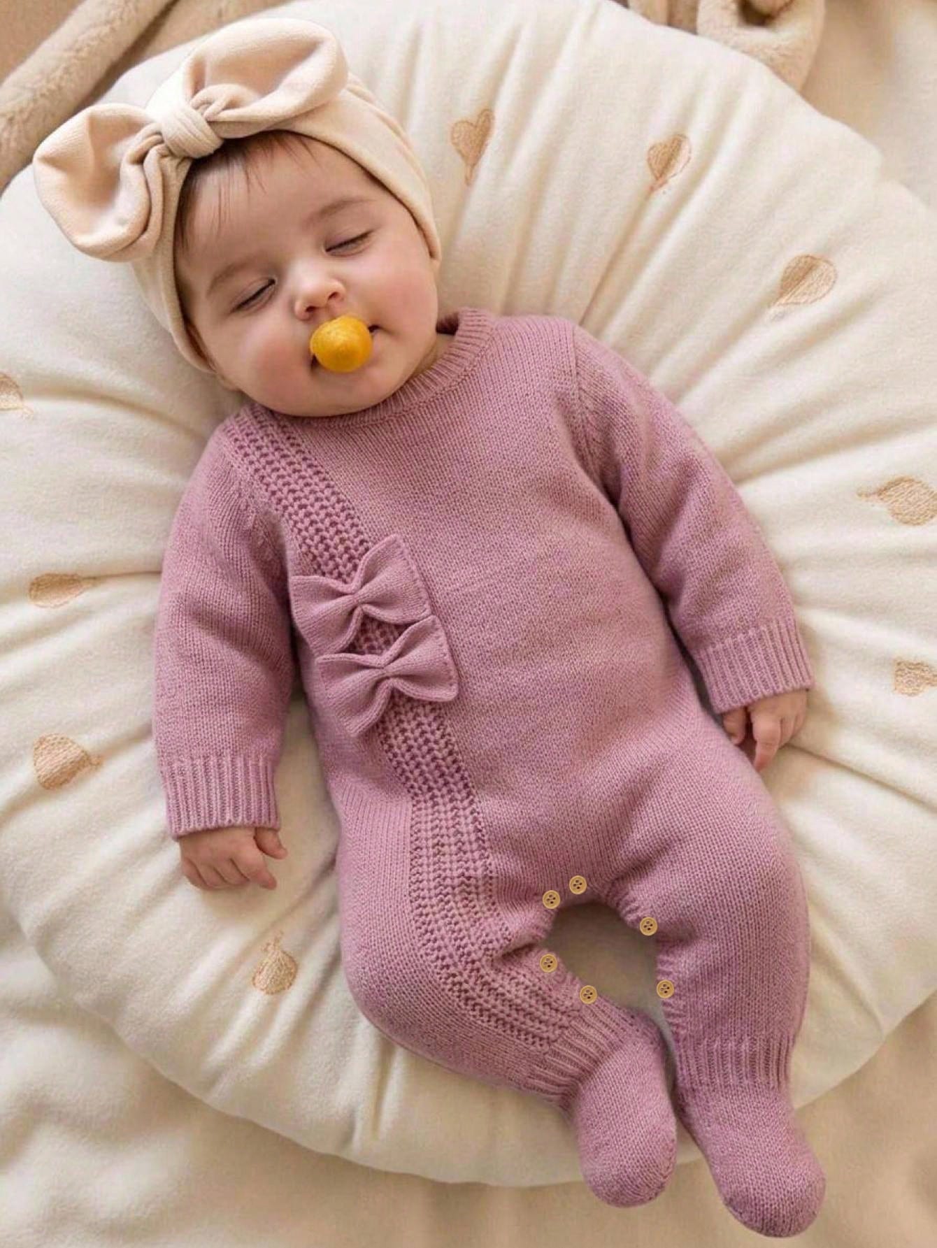 Newborn Baby Sweater Onesies, Fashionable Cute Knitted 3D Bow Round Neck Back Button Long Sleeve Footed Romper, Soft And Comfortable For Spring, Autumn, Winter, Suitable For Daily Wear, Outings