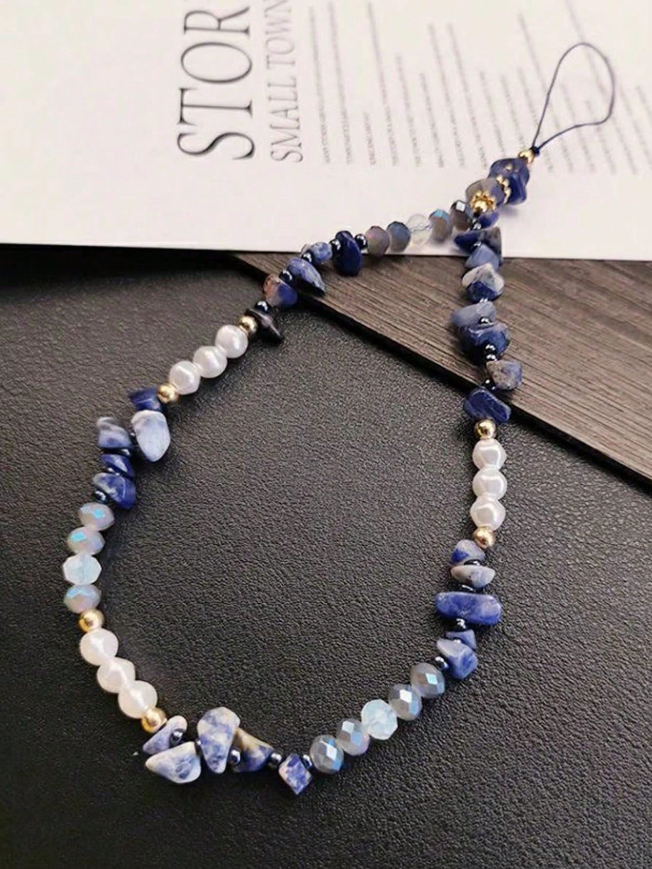 Niche Design Lapis Lazuli & Pearl Mobile Phone Strap, Natural Stone And Freshwater Pearl Mix Gradient Blue, Cure Vibe, Suitable As Phone Pendant Or Hanging Decoration, Artistic And Unique, Add Some Be
